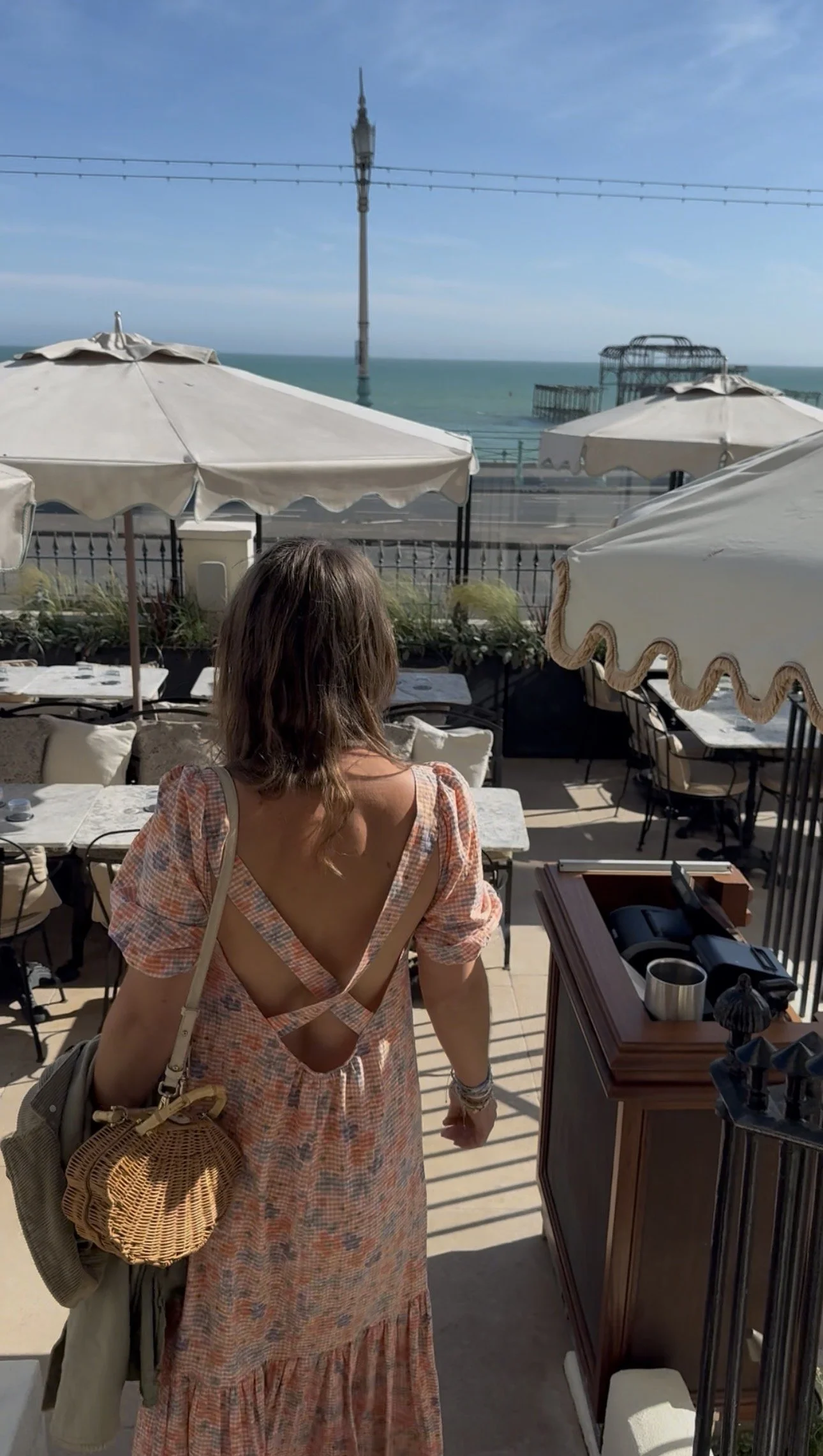 no-124-brighton-seafront-hotel-terrace