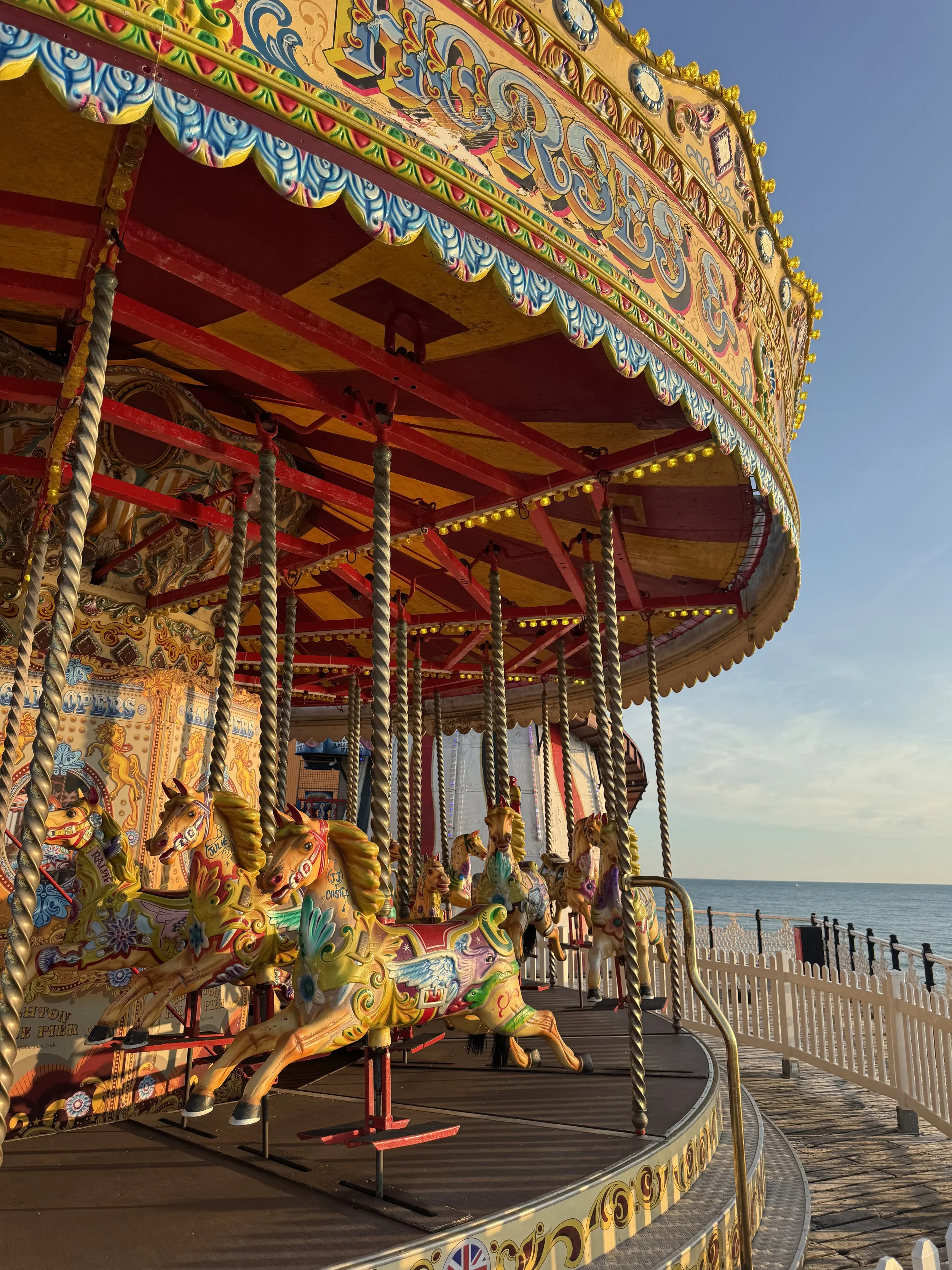 no-124-brighton-seafront-hotel-carousel