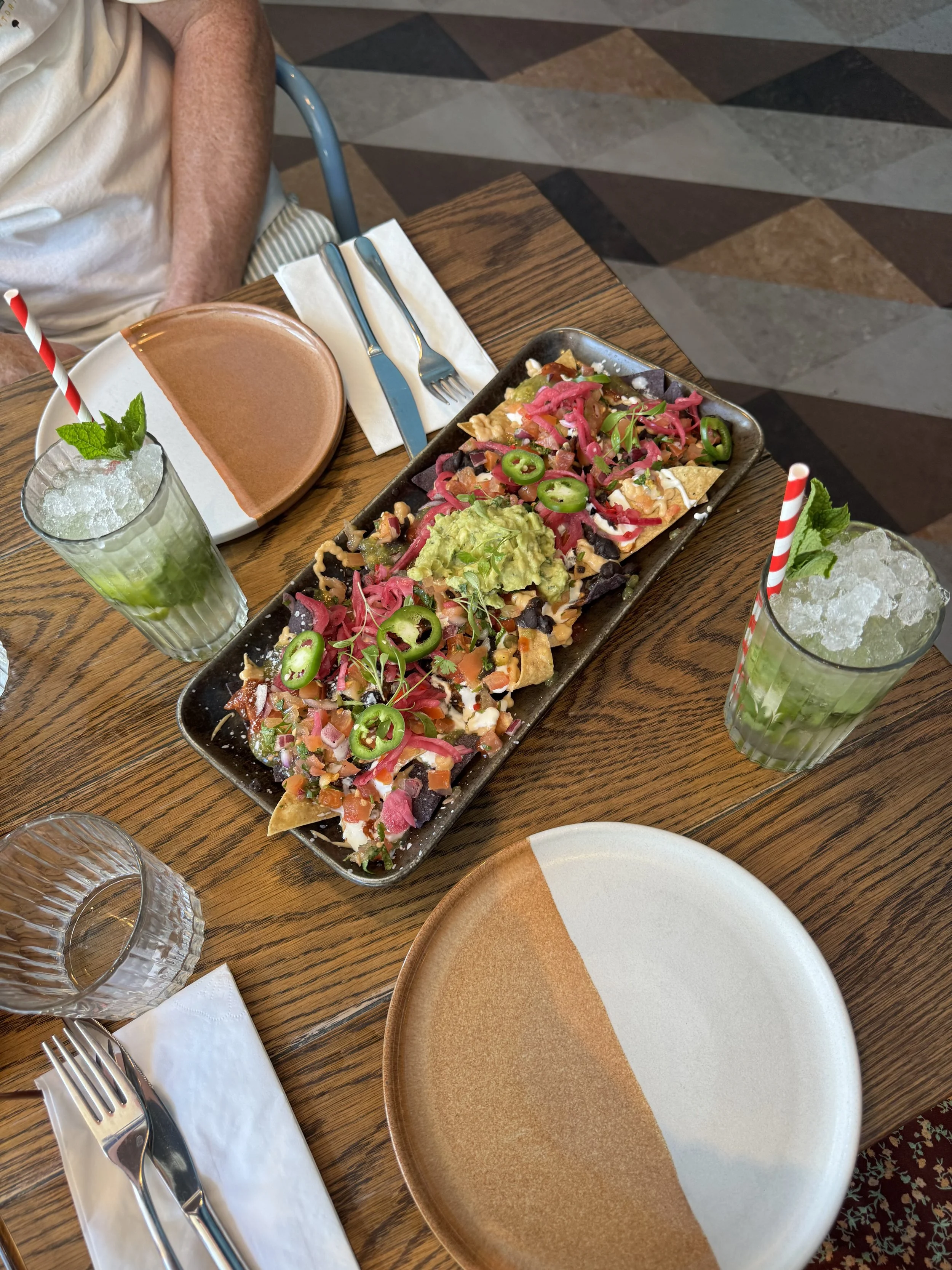 no-124-brighton-seafront-hotel-pier-wahaca