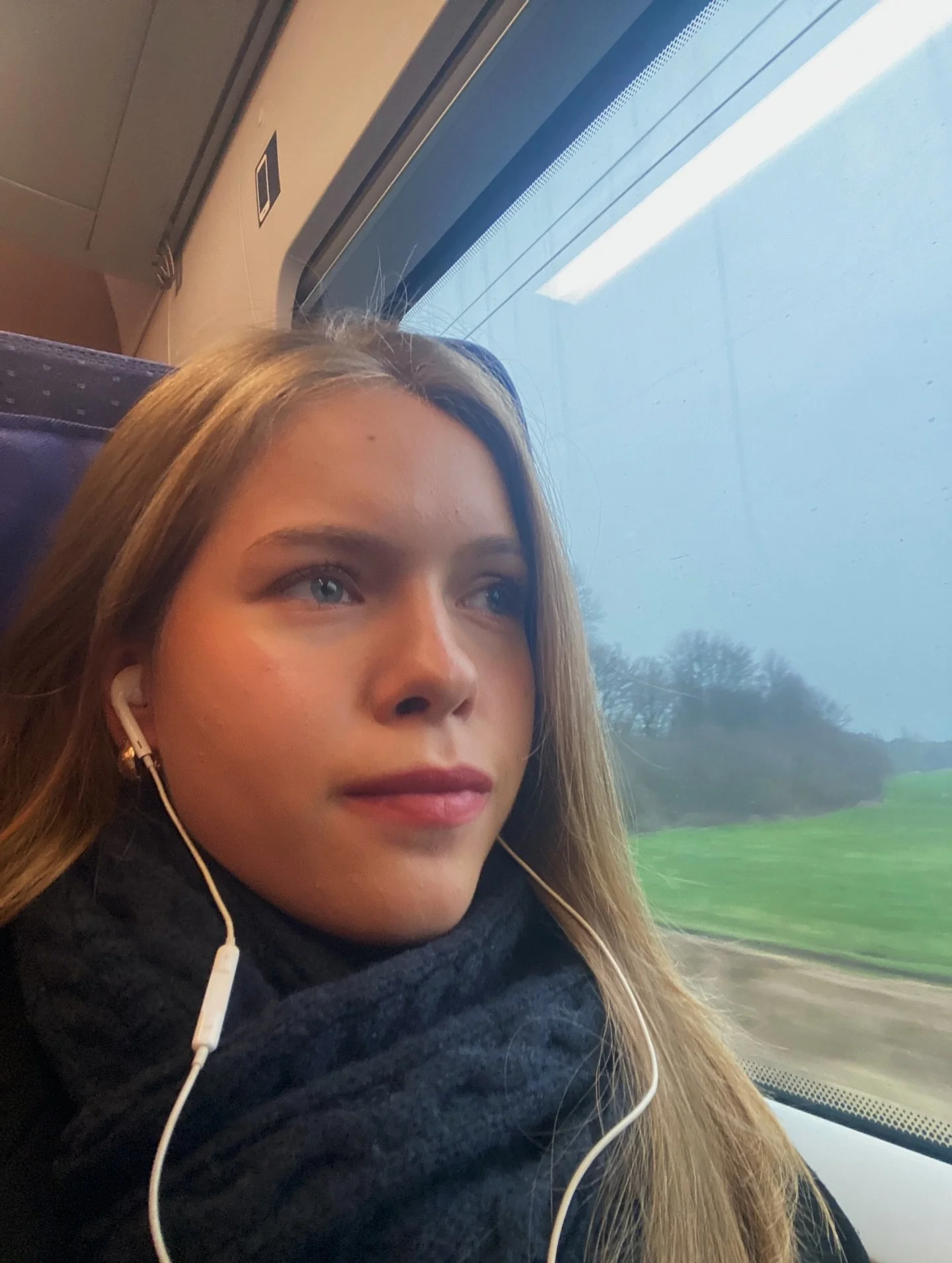 O &uacute;ltimo post do ano!
Vou aproveitar para compartilhar um pouco dessa viagem muito especial que eu pude fazer para encerrar mais um ciclo ✨💖

2025 foi um ano que mostrou o quanto eu sou capaz de fazer as coisas acontecerem. N&atilde;o posso d