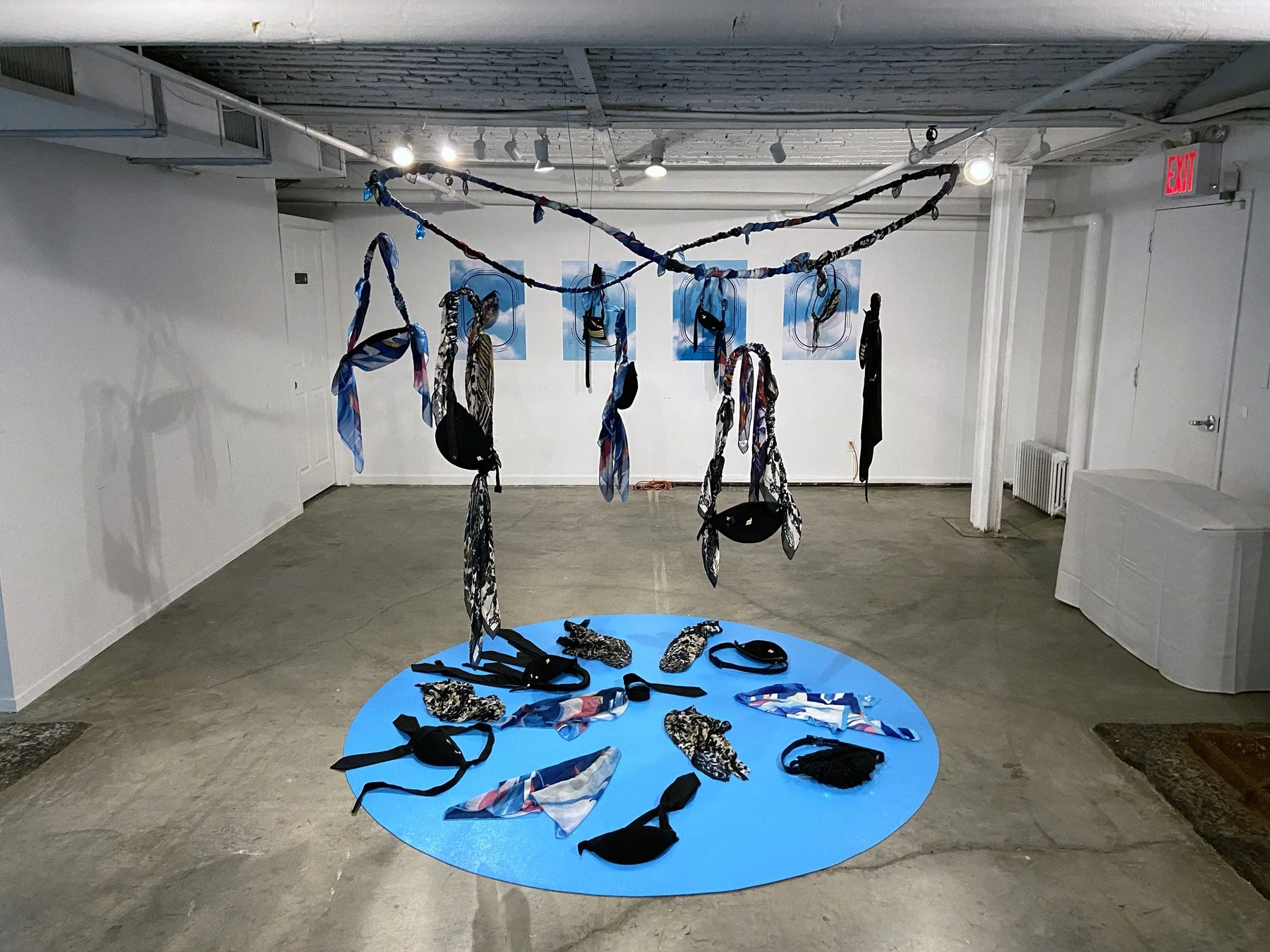 Commercial and Set design_Art by Aron Bergmann_IMG_2871.jpg