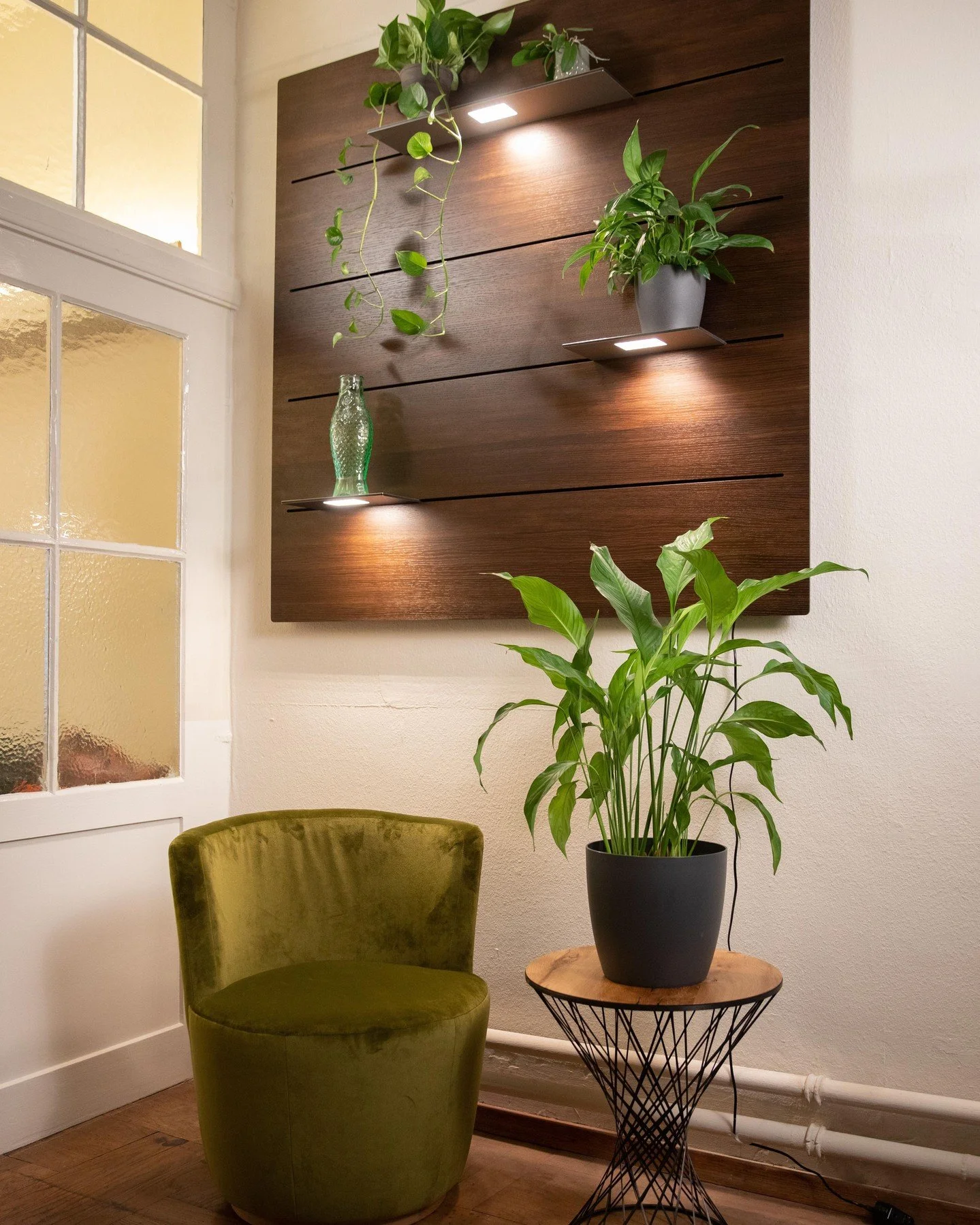 Licht, das Raum schafft.

Das Oak7 Board Licht &ndash; wo Innovation und Eleganz verschmelzen. Nicht einfach ein Regal. Ein Kunstwerk, das leuchtet.

Funktionalit&auml;t trifft Design. Intelligenz wird sichtbar.

Wie seht ihr das? 👇

#Oak7 #BoardLic