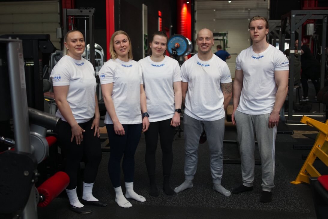 Team Helsinki viritt&auml;ytyi kohti P&auml;&auml;kaupunkiottelua viime viikonloppuna leirip&auml;iv&auml;n merkeiss&auml; 💥

Team Helsinki 2026:
Malin Sundell
Henna Virkki
Pirkko Vattulainen
Ville Lintunen
Niko Sauvonsaari
Toni Sikanen (ei kuvassa)