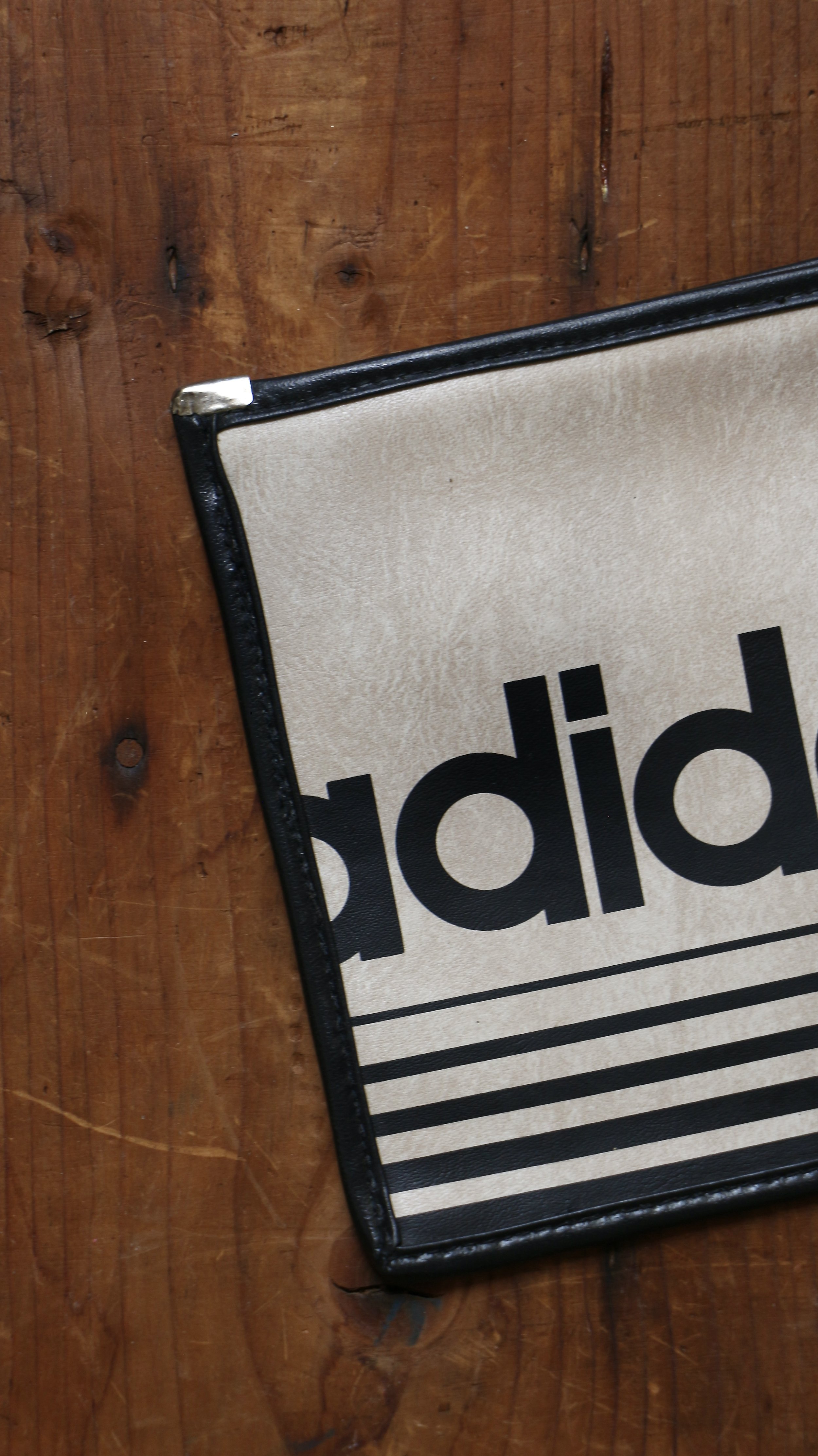pochette-vintage-Adidas-noir-housse-raquette-3.JPG
