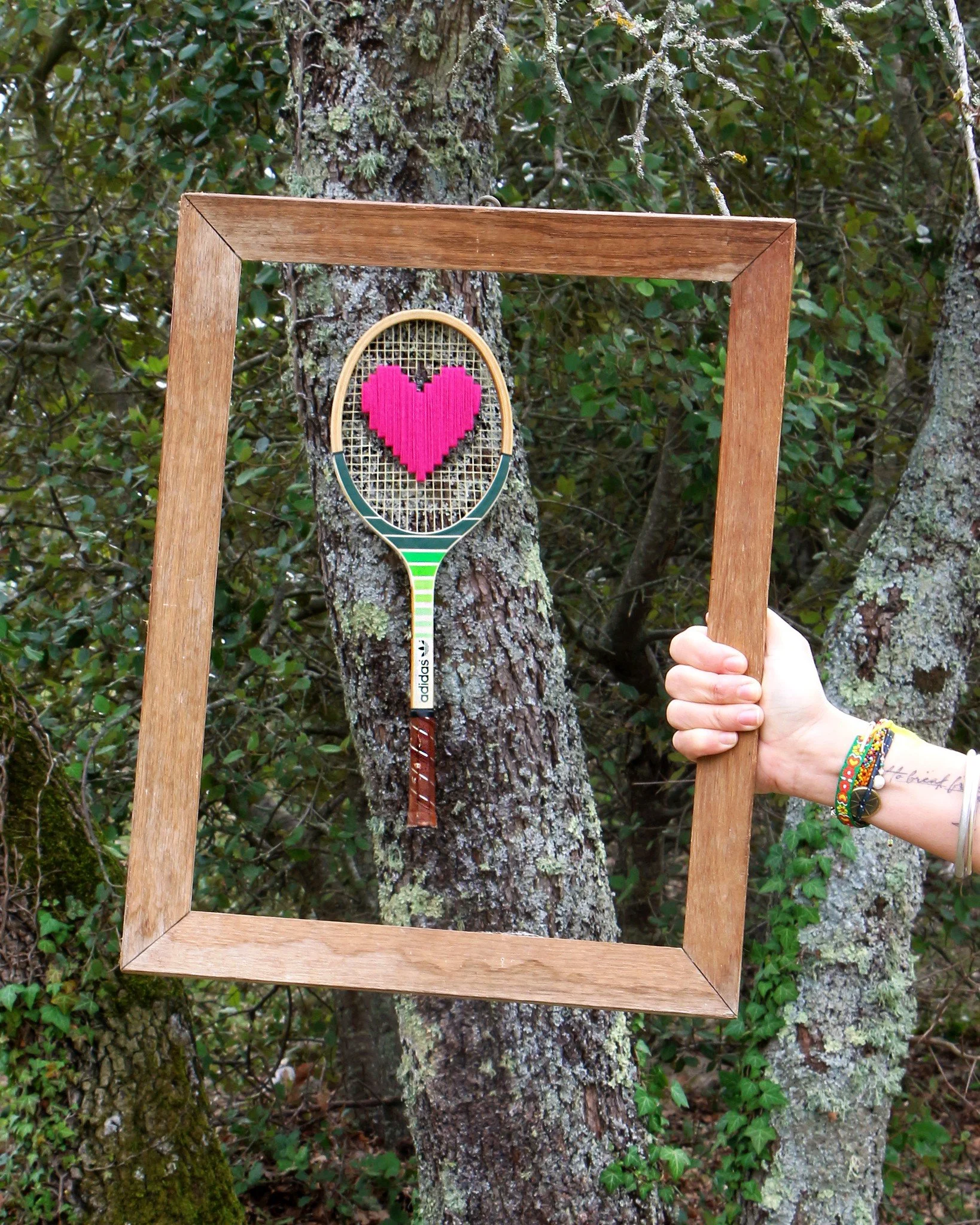 Send Love in the wild 🌲

Un nouveau drop de raquettes Send Love sera disponible Vendredi 6 Mars &agrave; 19h sur le shop en ligne ❤️💙💛🧡