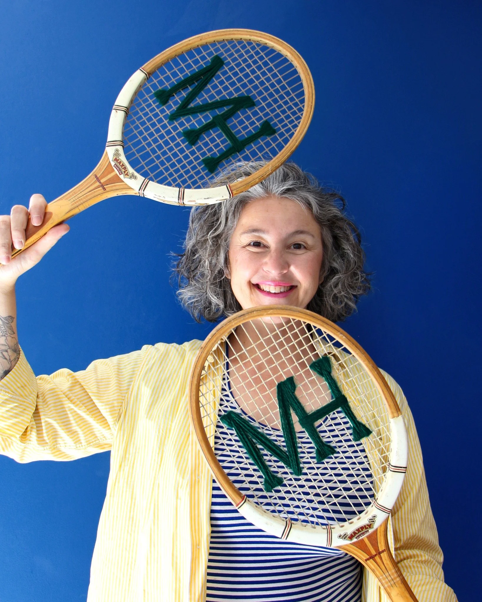Mes raquettes &agrave; Roland-Garros&hellip; oui oui 🥹

Ces 2 cr&eacute;ations r&eacute;alis&eacute;es sp&eacute;cialement pour la maison Mo&euml;t Hennessy seront expos&eacute;es dans leurs espaces pendant le tournoi 😍

Voir mon univers prendre vi