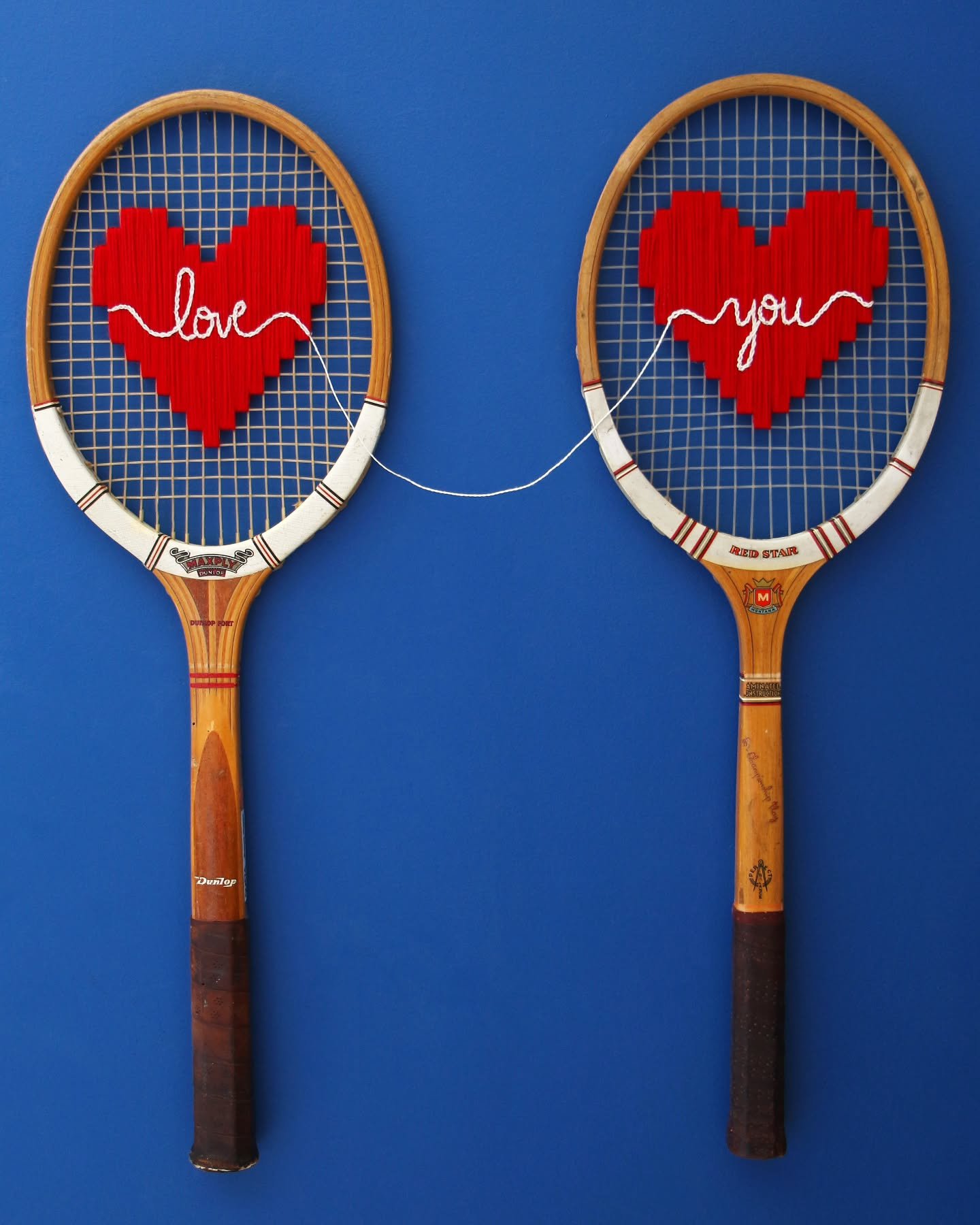 Love you

2 raquettes, 1 fil, 1 d&eacute;claration.

Nouvelle cr&eacute;ation originale qui trottait dans ma t&ecirc;te depuis quelques temps ❤️