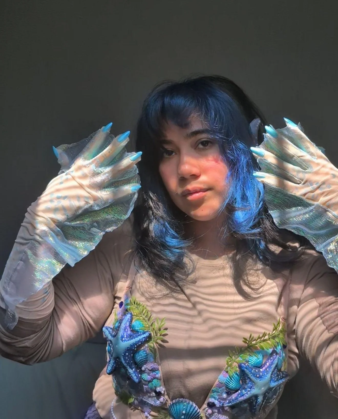 Last month’s crafting challenge was claw gloves! Check out these amazing creations our forgers made! 
Are you ready for this month’s all new challenge? 🪄