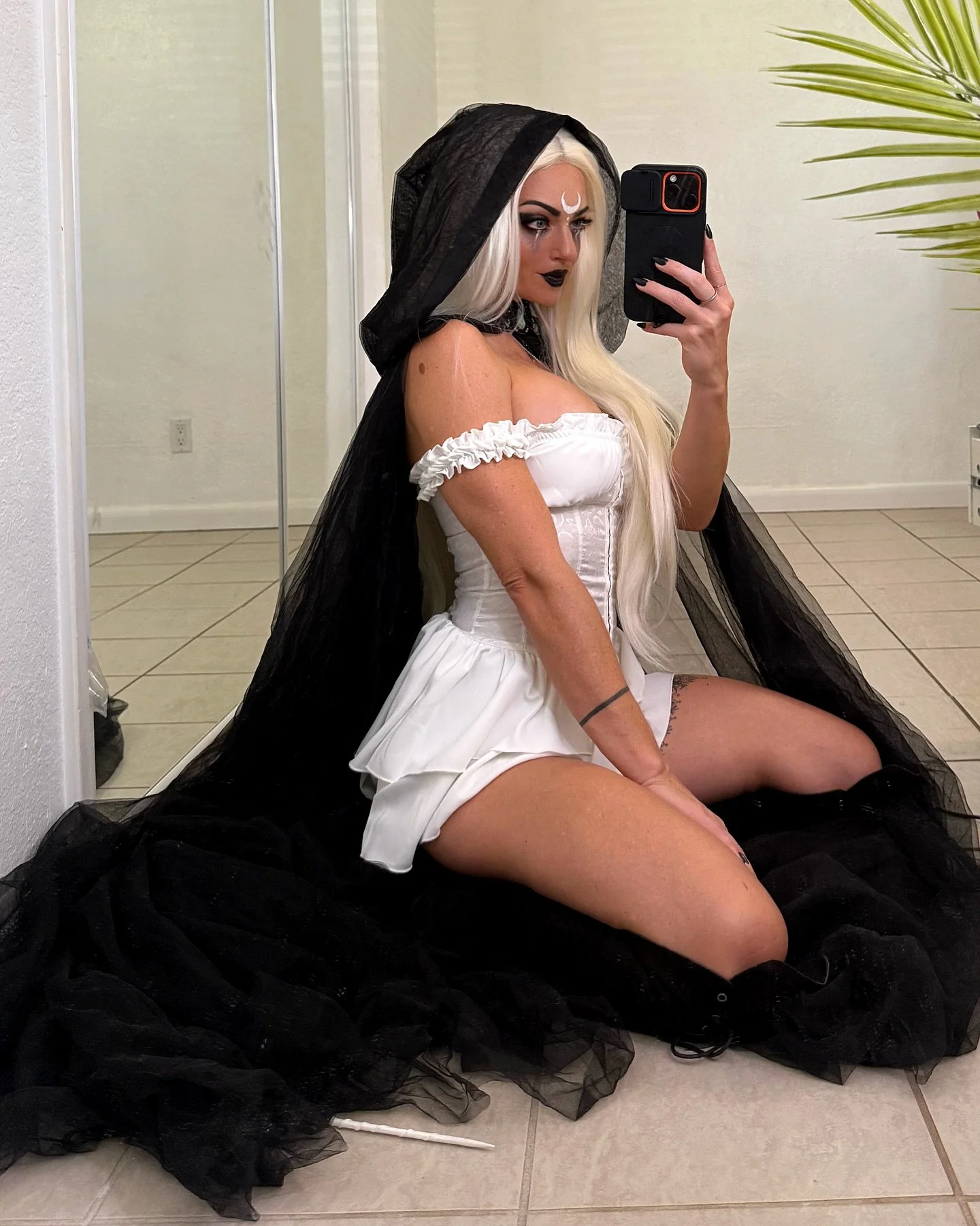 Craft your very own wand tonight inside the @whimsy.forge community! All you need is a stick (chopstick, skewer, or twig), hot glue, some charms, and a crystal for channeling your magic hehe! See you tonight, witches and warlocks!