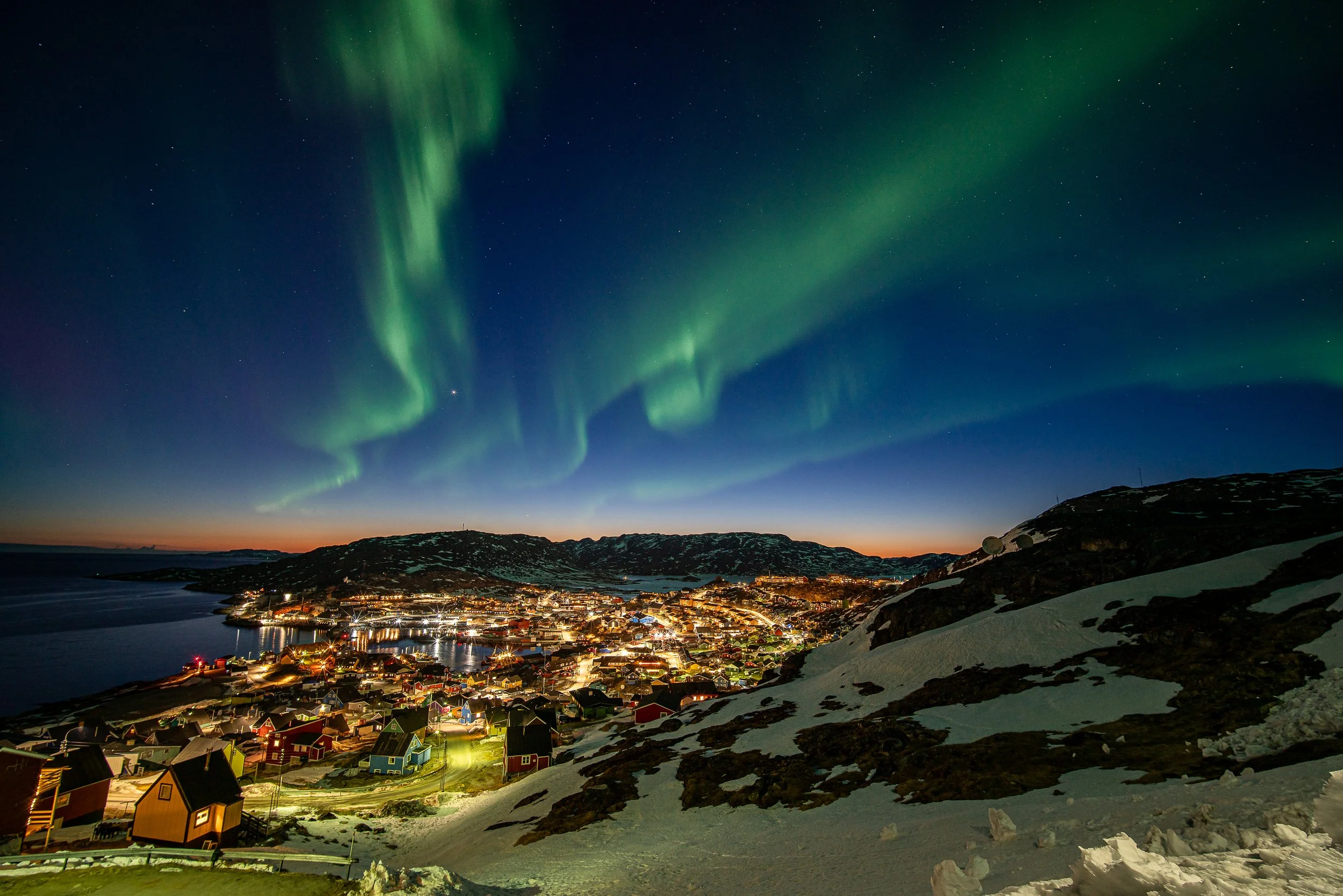 Alleriisanngivit qaavaniit Qaqortumut isikkivik / The view to Qaqortoq city