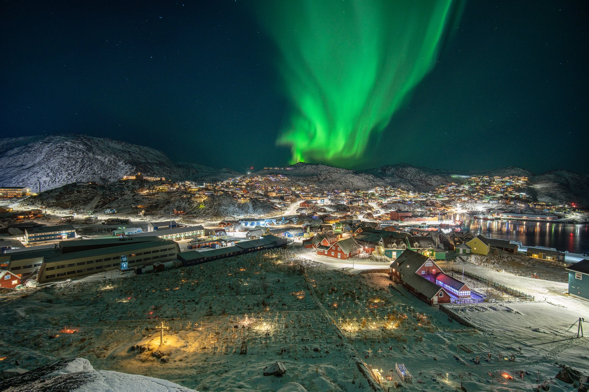 Juulliaqqap unnuaani / Christmas eve 2025