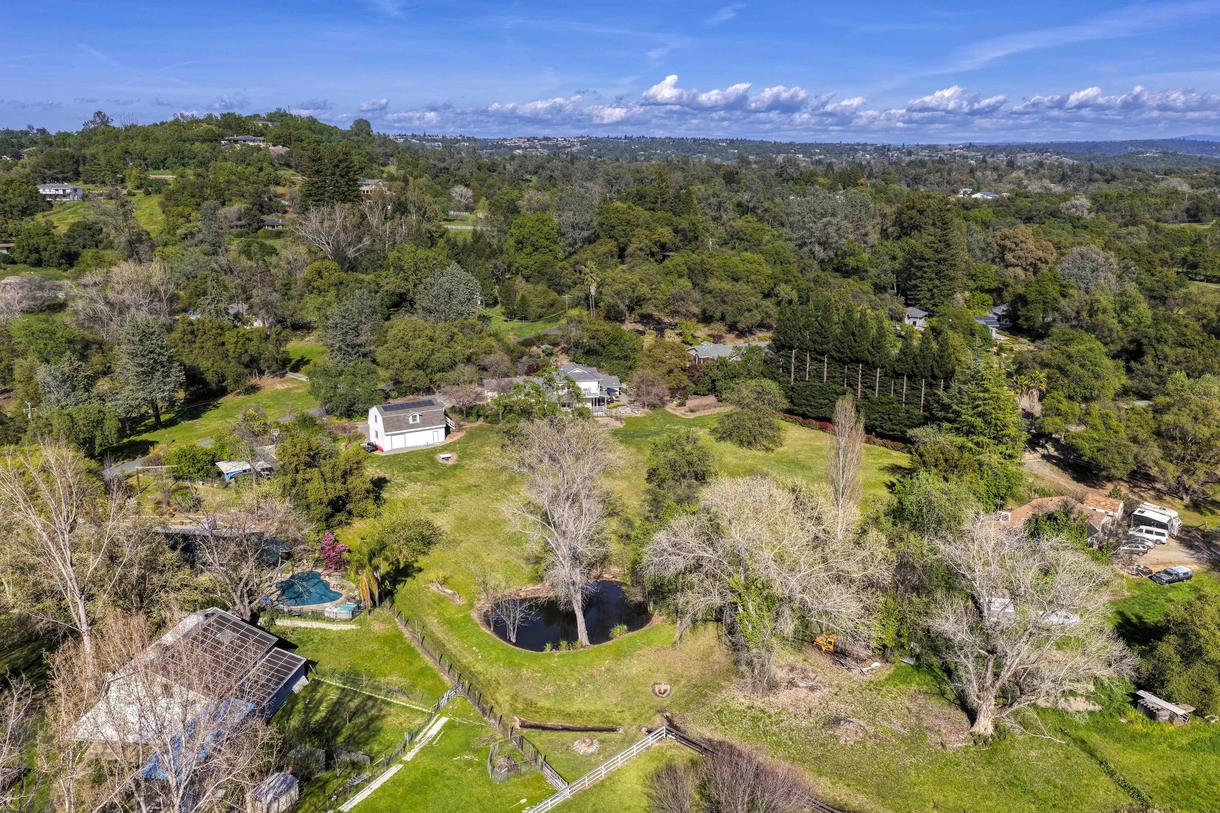 9240 Rock Springs Rd _5.jpg