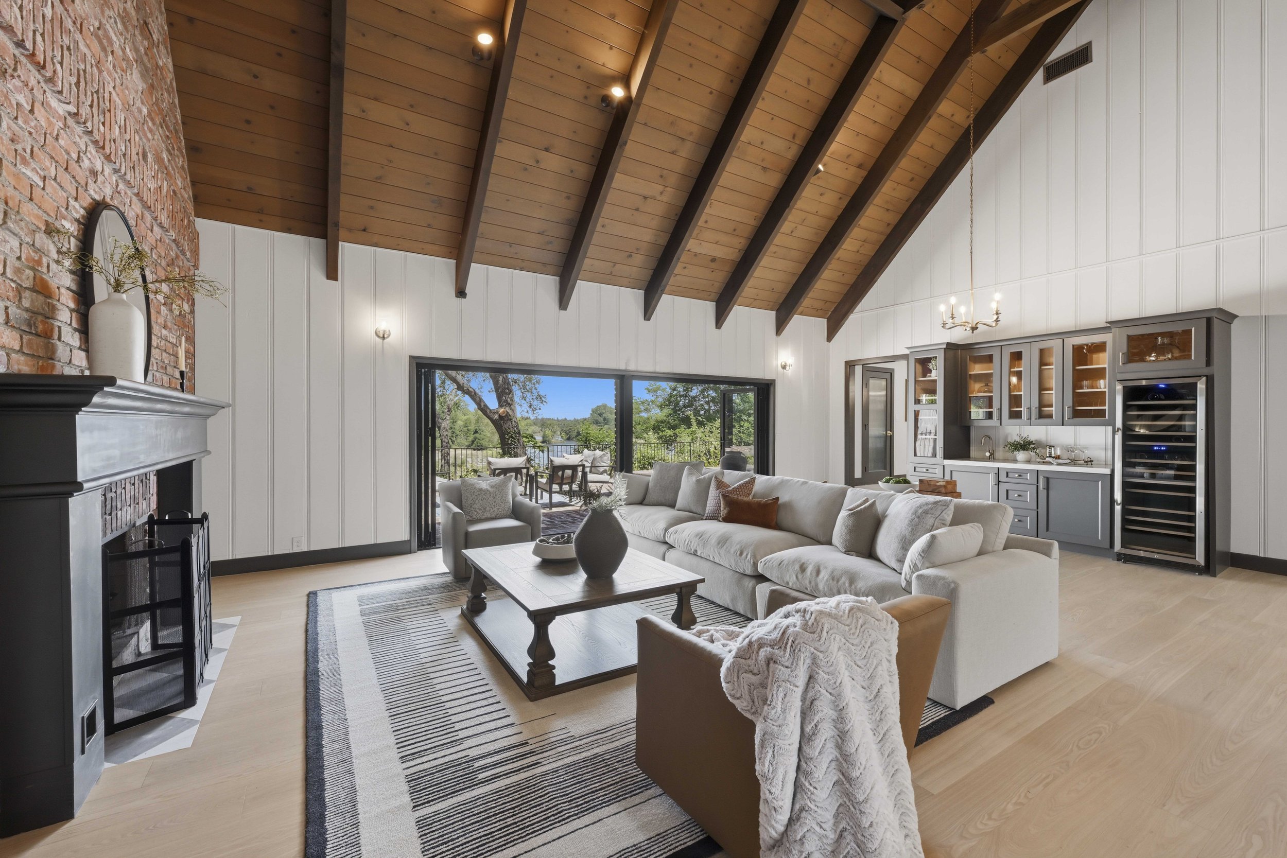 9815 Mira Del Rio Dr 64.jpg