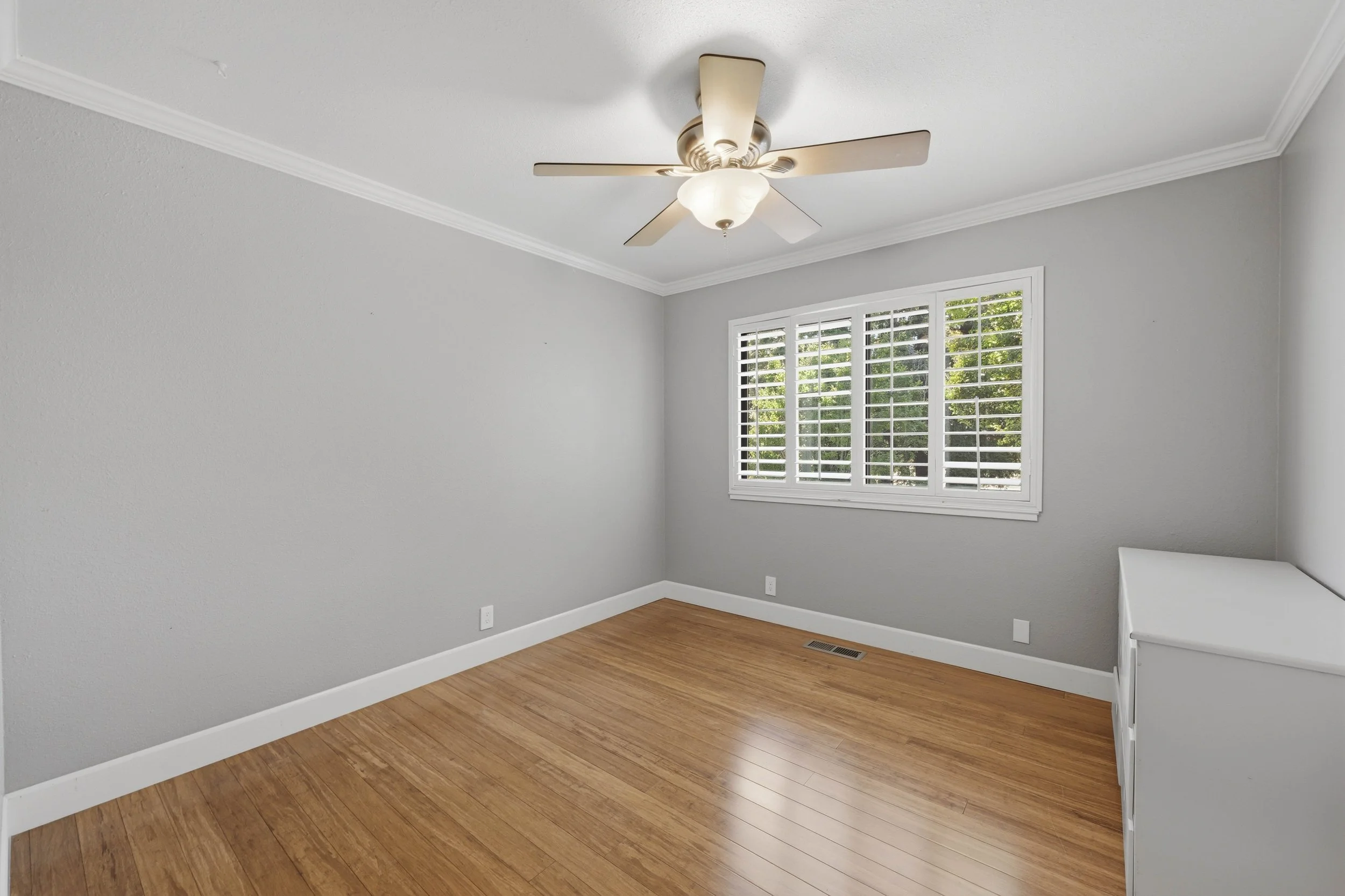 4440 Lawrence Dr _55.jpg