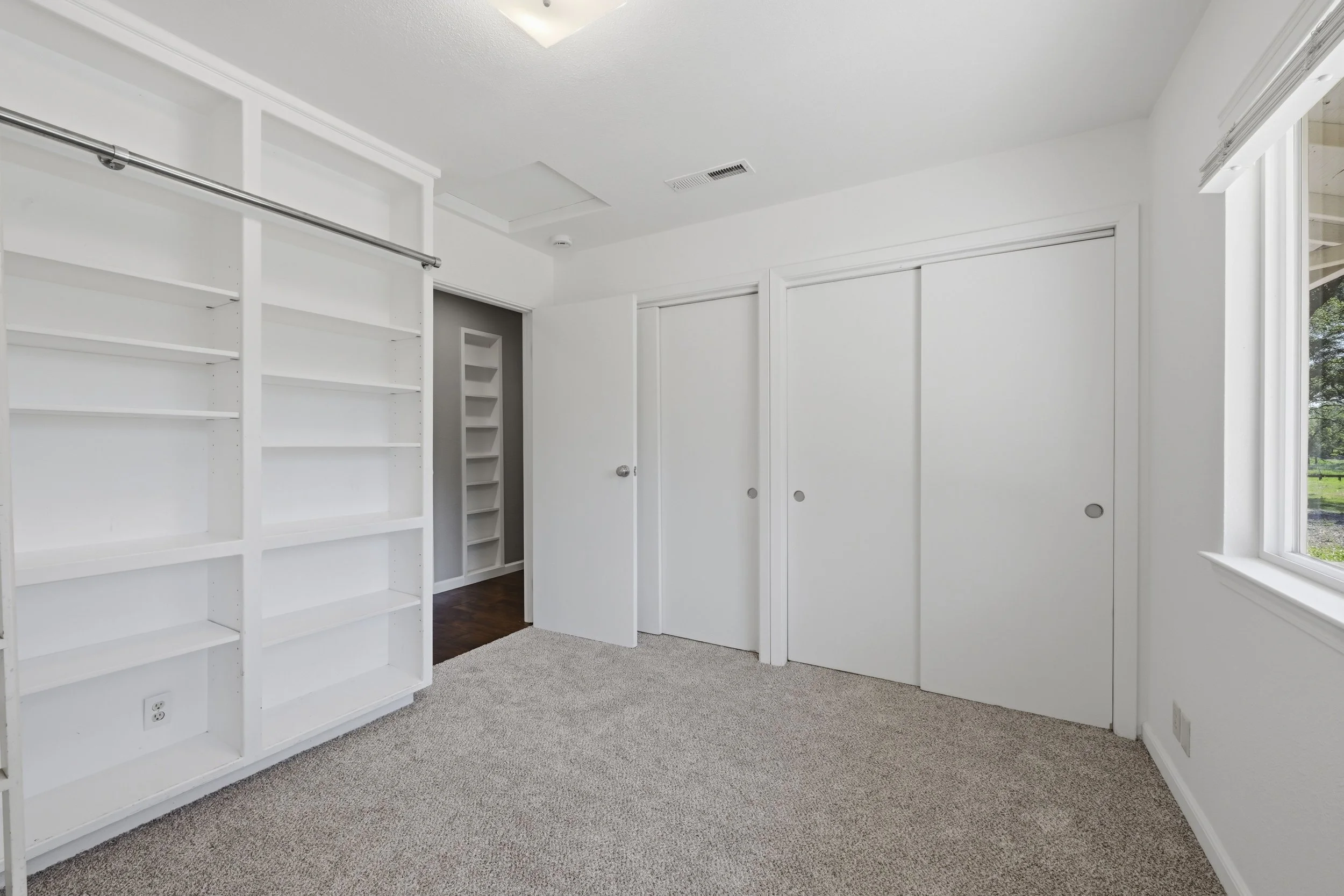 7585 Gold Dr 121.jpg