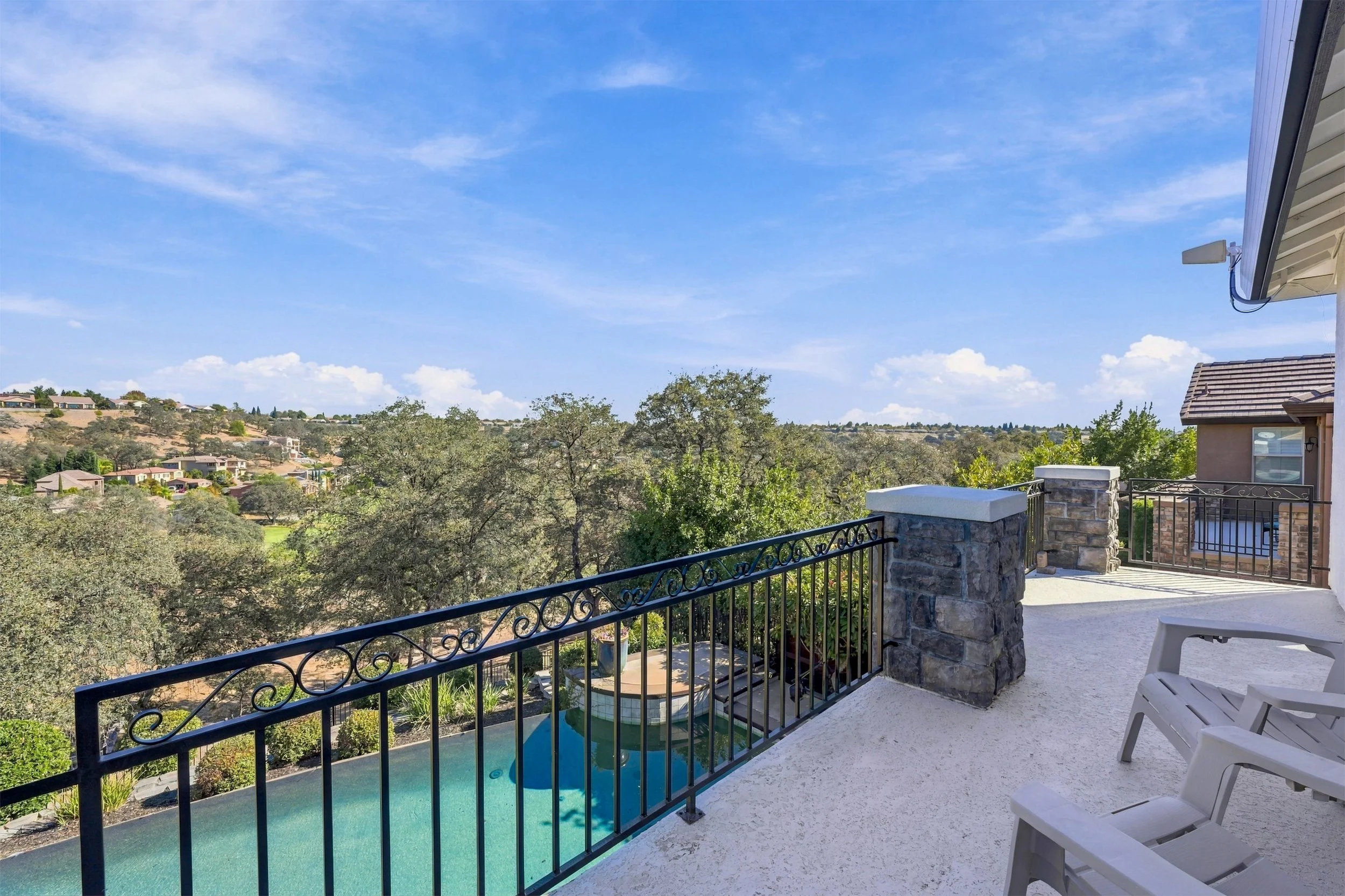 3391 Black Oak Dr 103.jpg