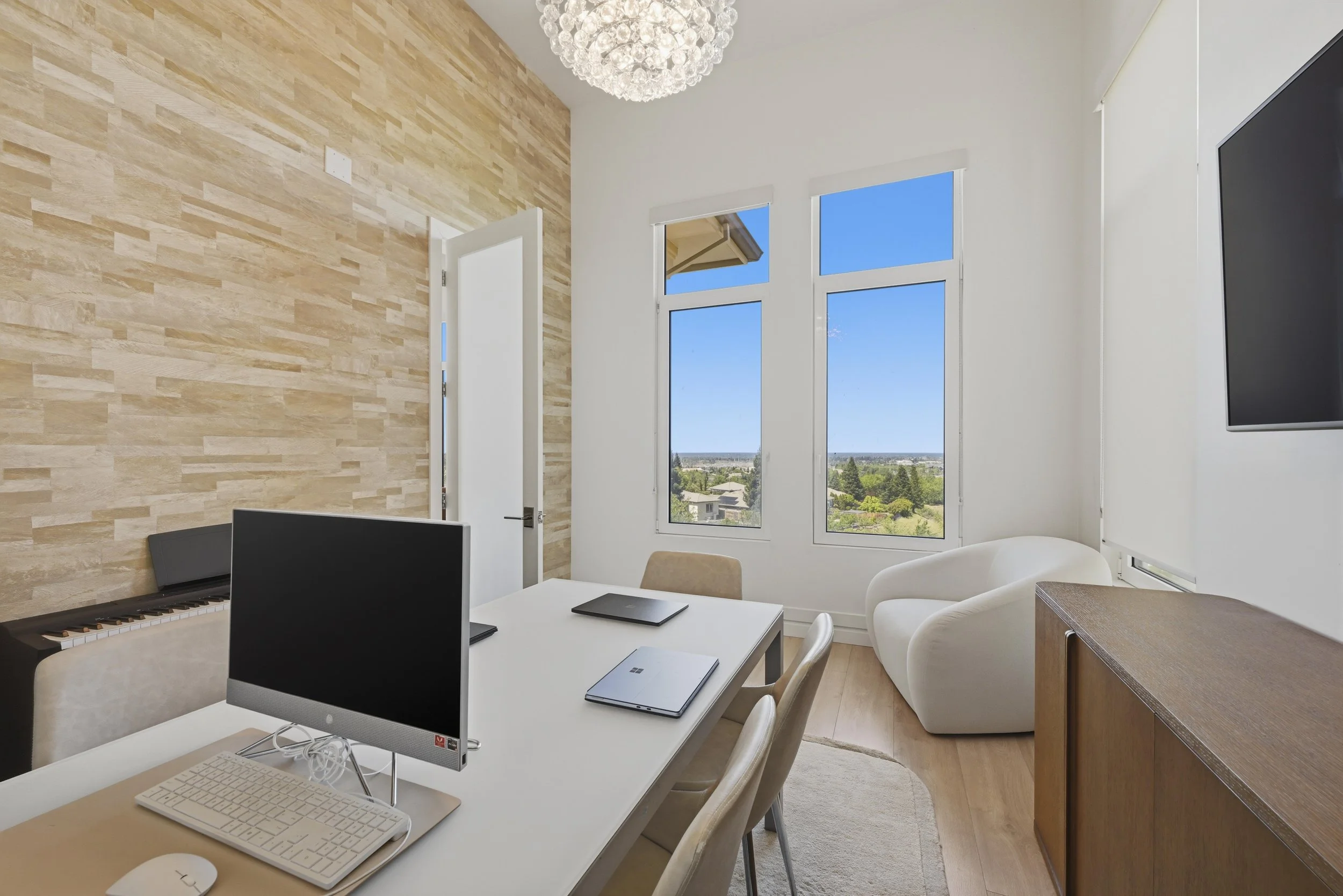 535 Serpa Way _37.jpg