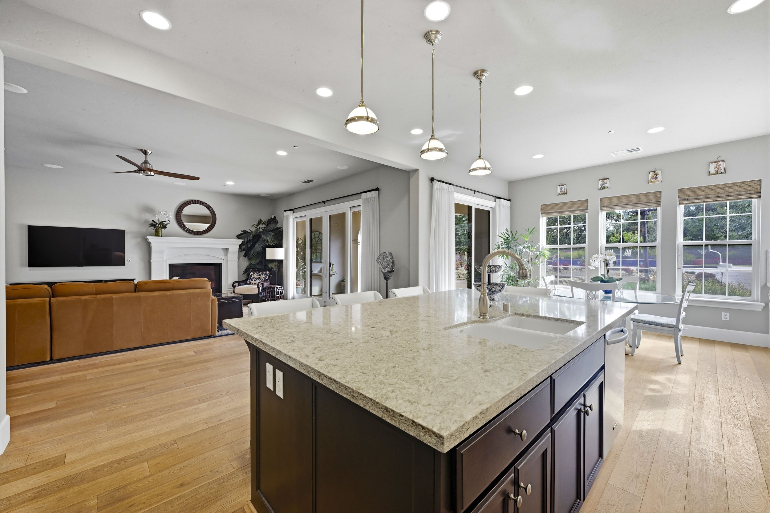 7585 Olive Glen Ct - 25.jpg