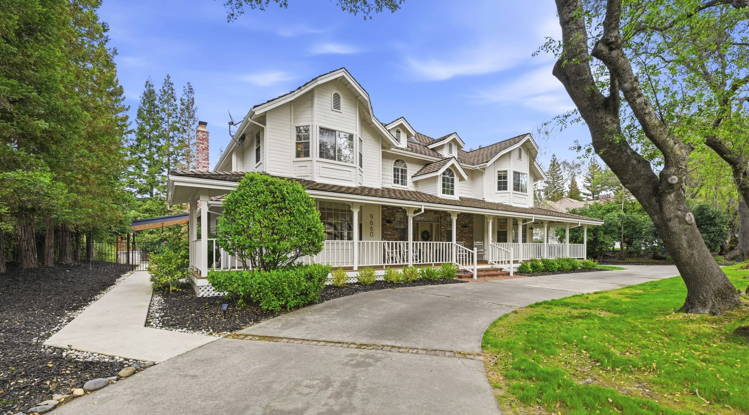 9660 Los Lagos Cir North - 45.jpg