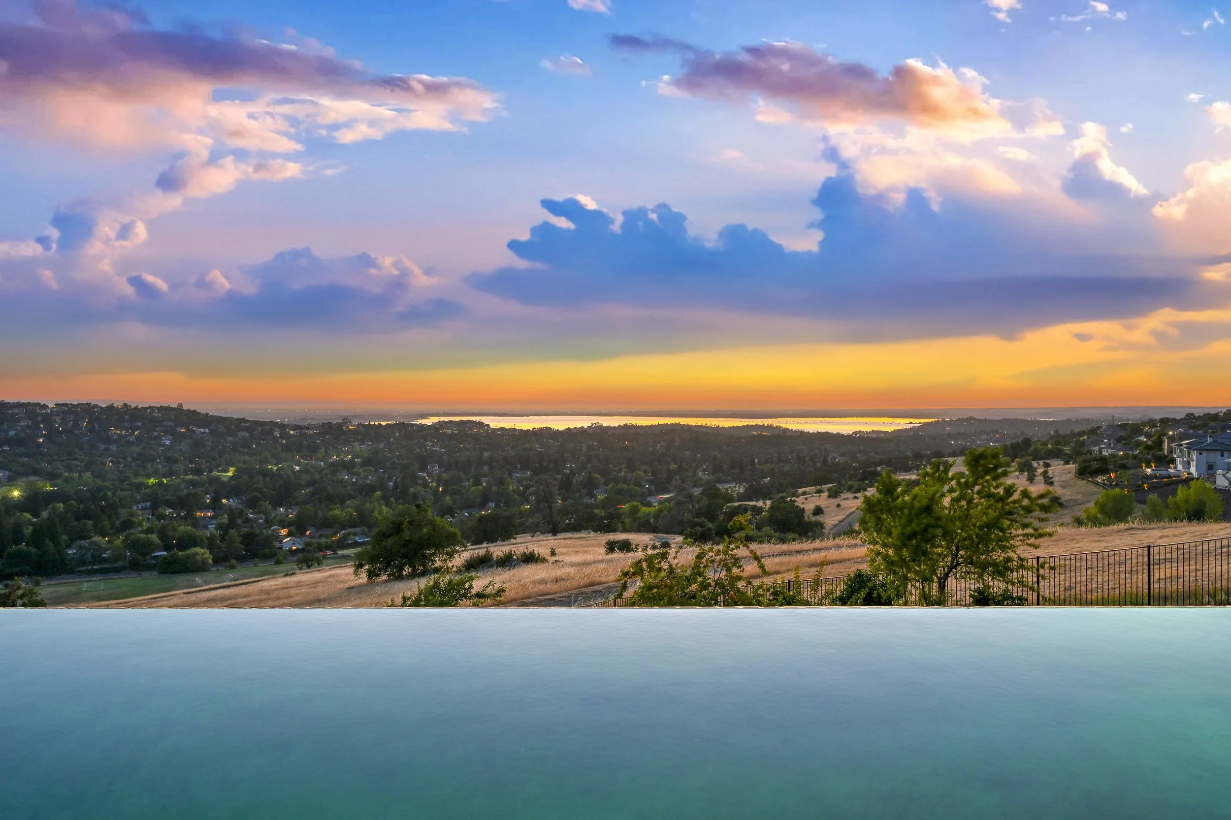 4374 Berkwood Ct 77.jpg