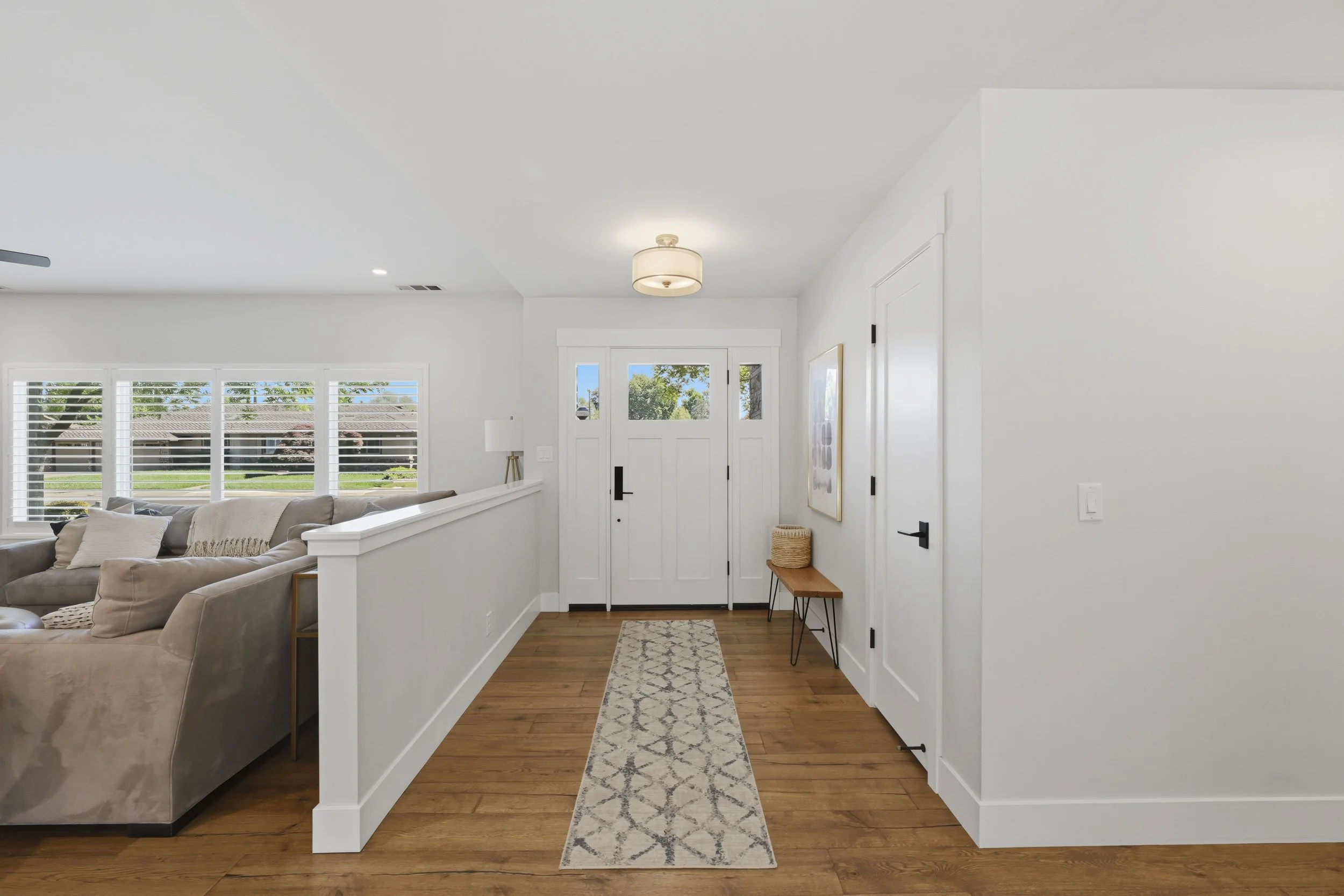 2929 Latham Dr _9.jpg