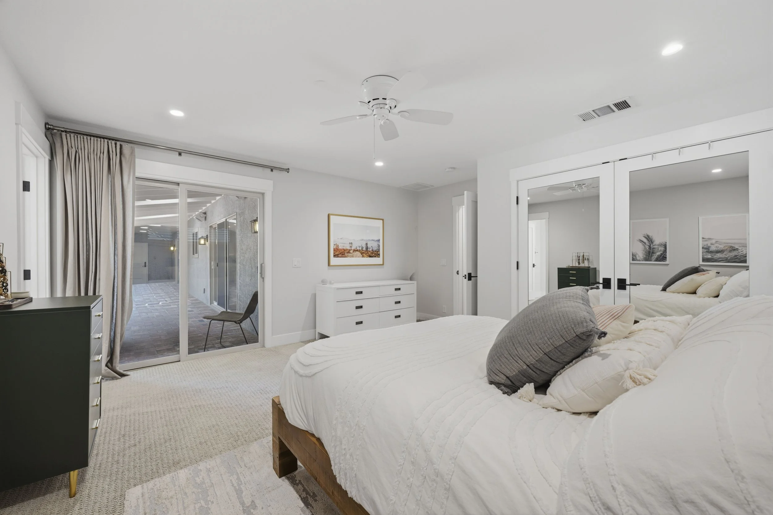 2929 Latham Dr _35.jpg