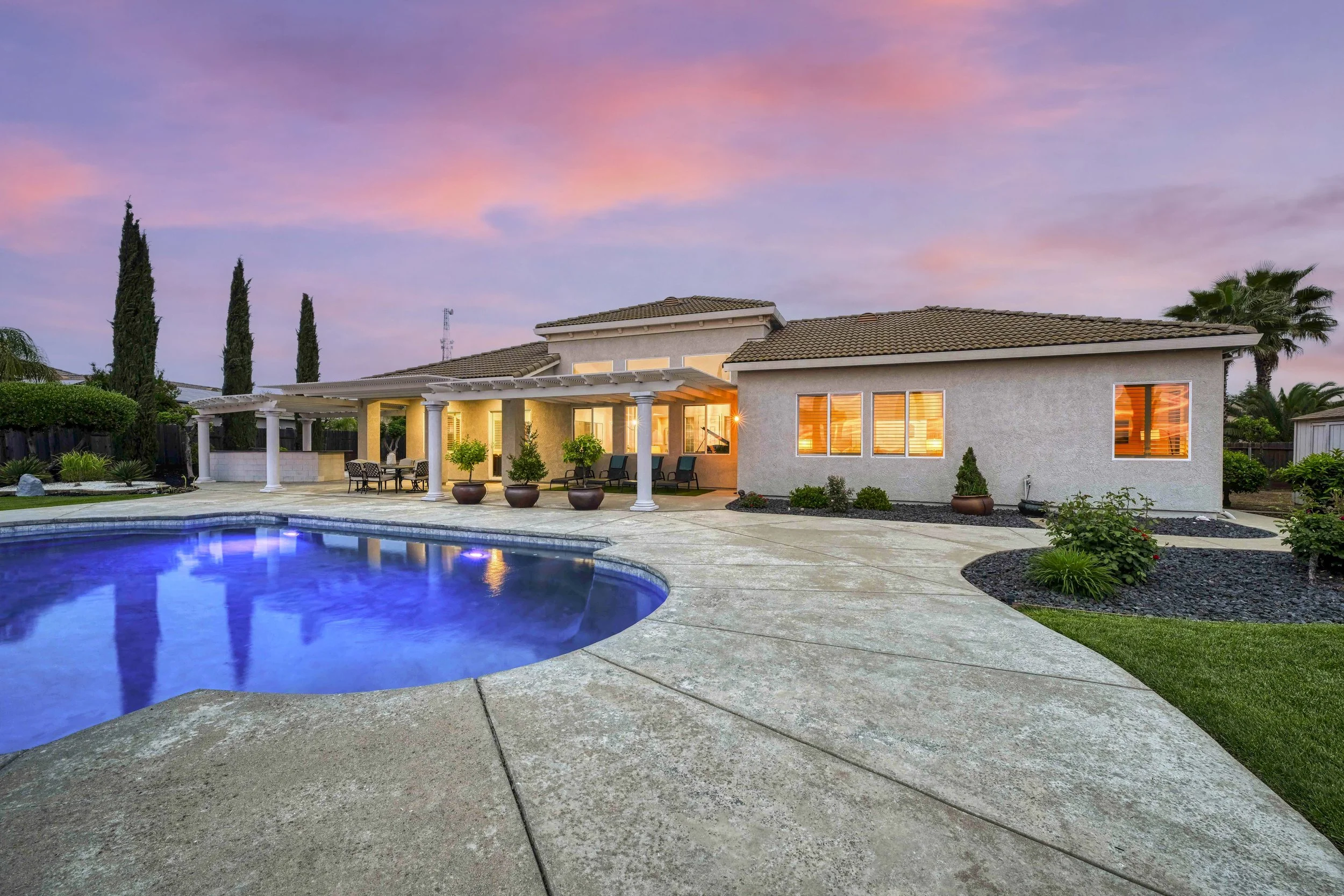 8357 Bridgestone Dr 24.jpg