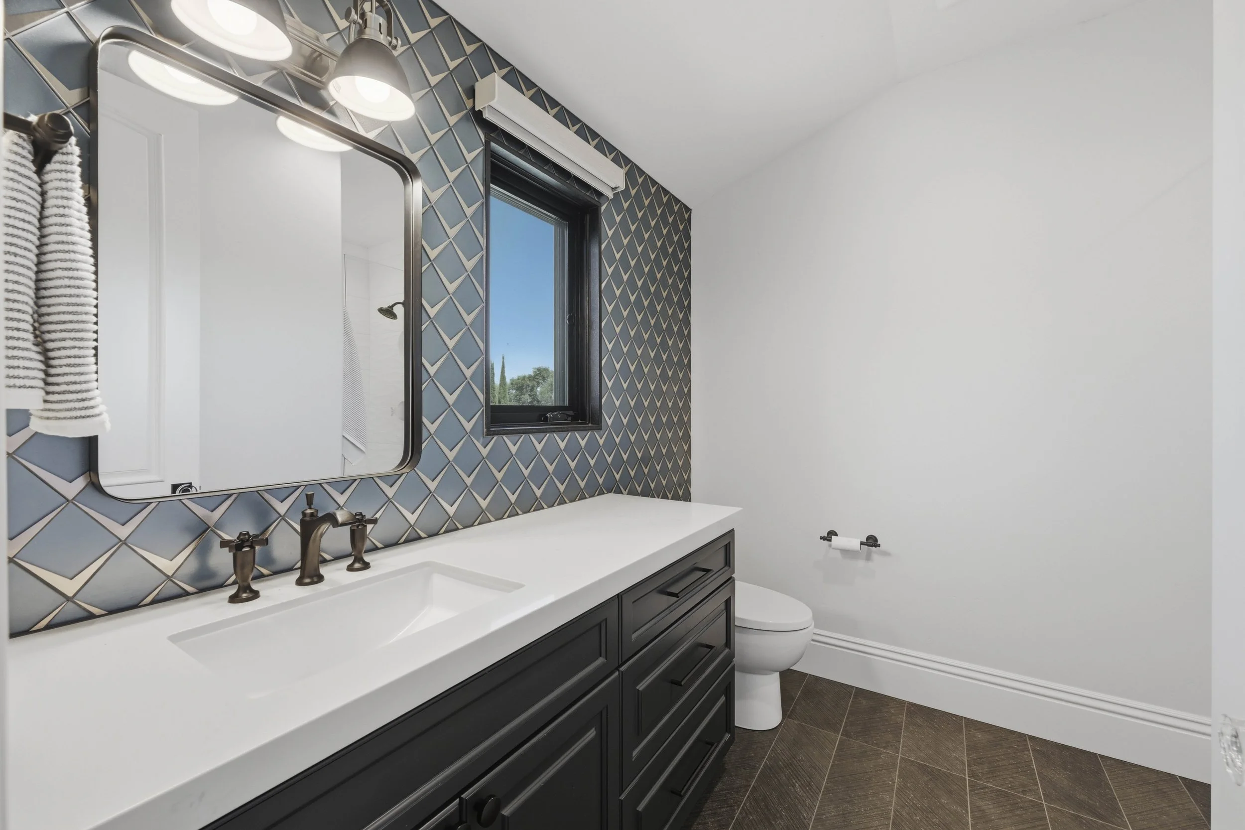 9688 Clos Du Lac Cir 125.jpg