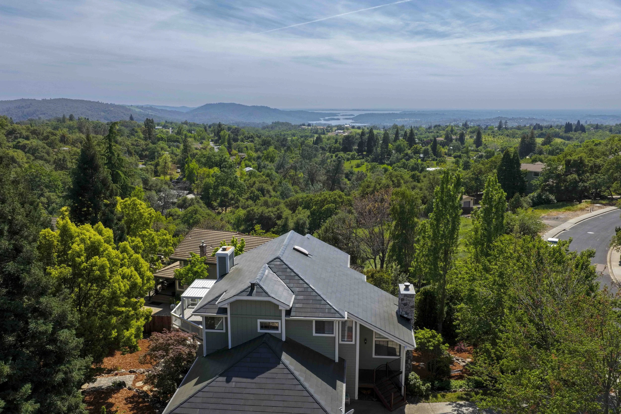 1610 Foxridge Cir 3.jpg