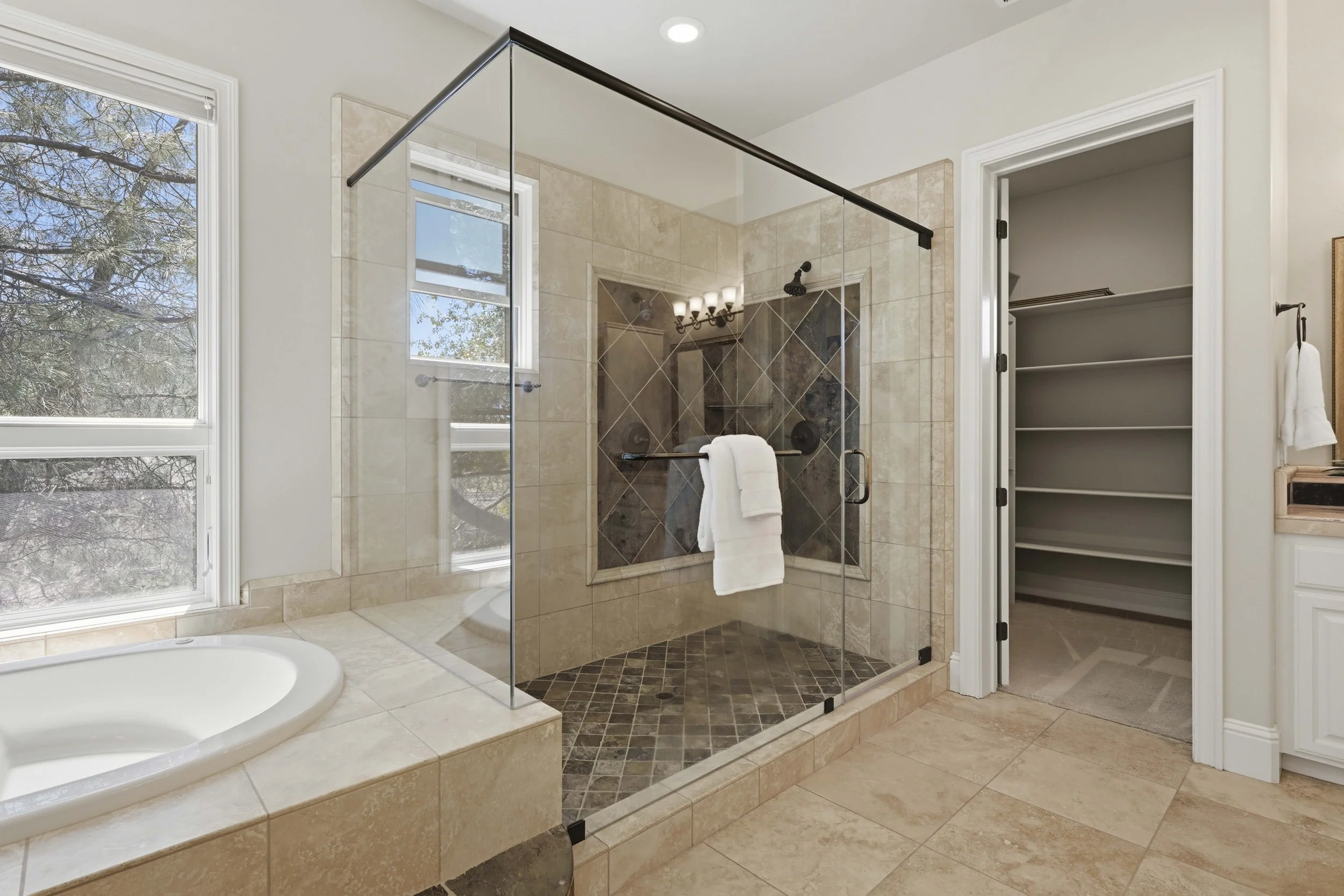 1109 Holly Leaf Ln_63.jpg