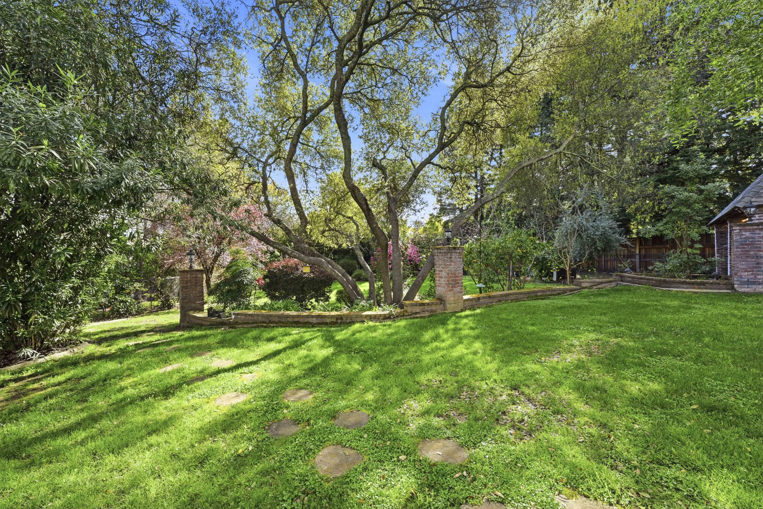 7475 Shelborne Dr 87.jpg