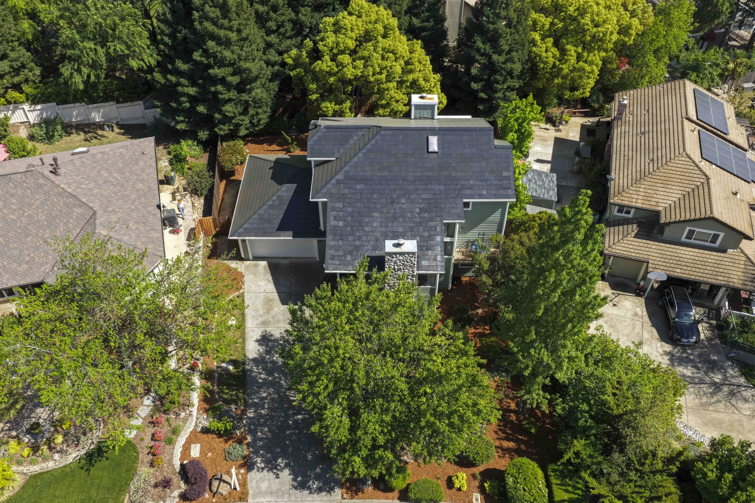 1610 Foxridge Cir 1.jpg