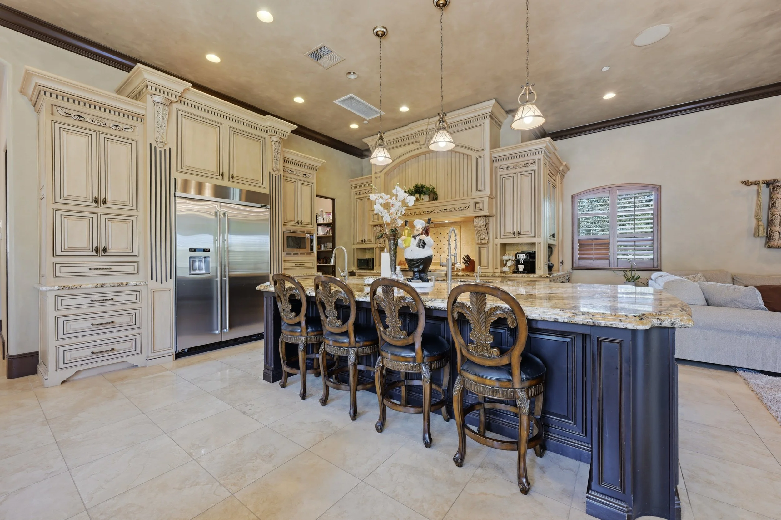 5645 Los Posas Way 32.jpg