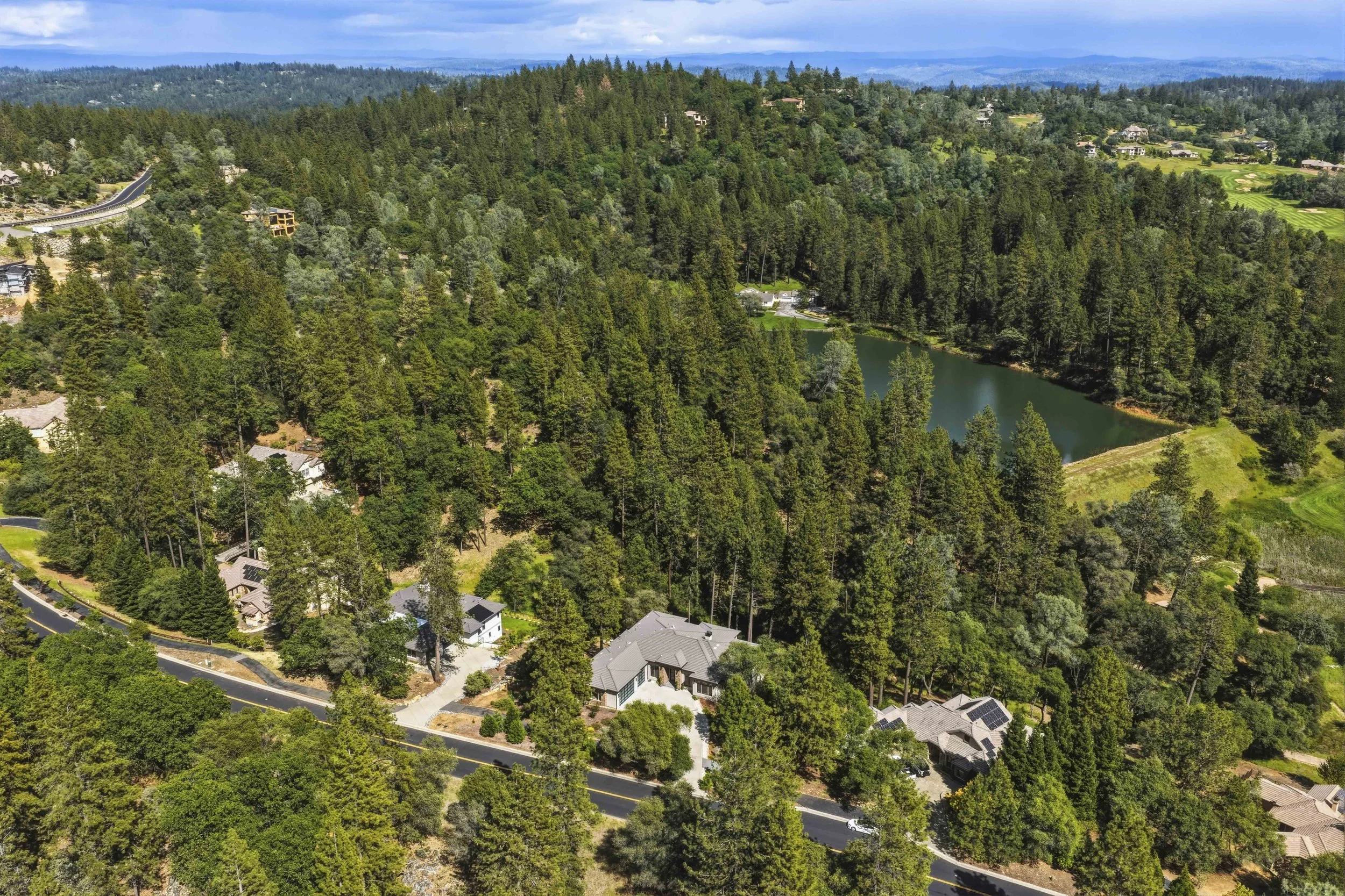 1455 Lodge View Dr 7.jpg
