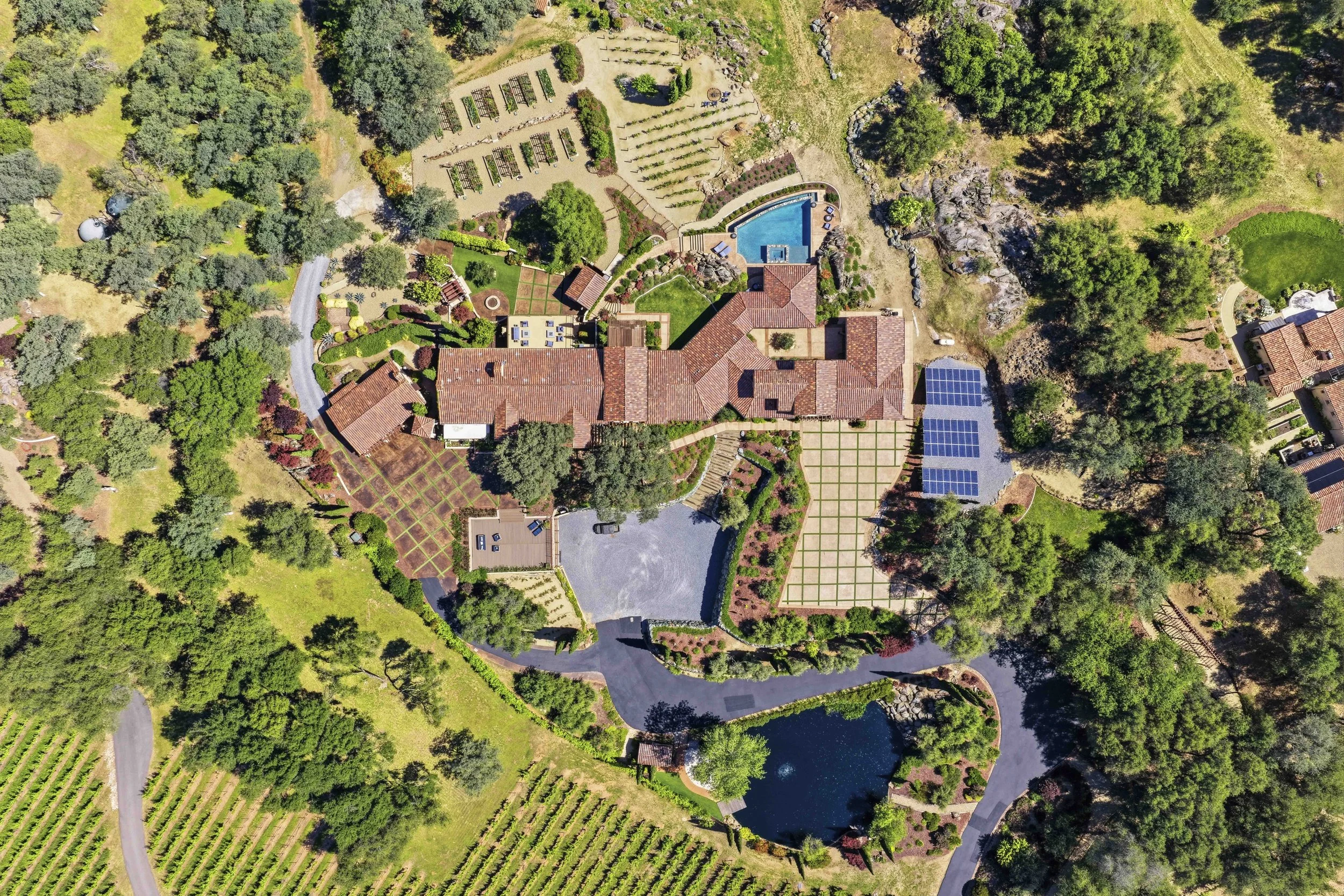 9688 Clos Du Lac Cir 35.jpg