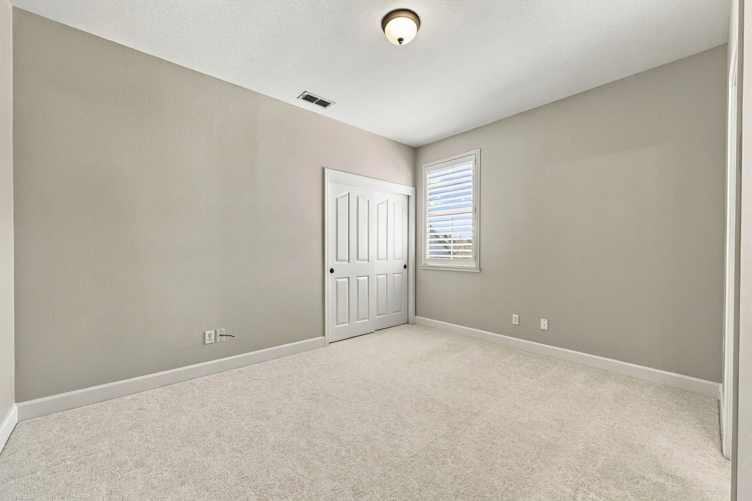 3391 Black Oak Dr 93.jpg