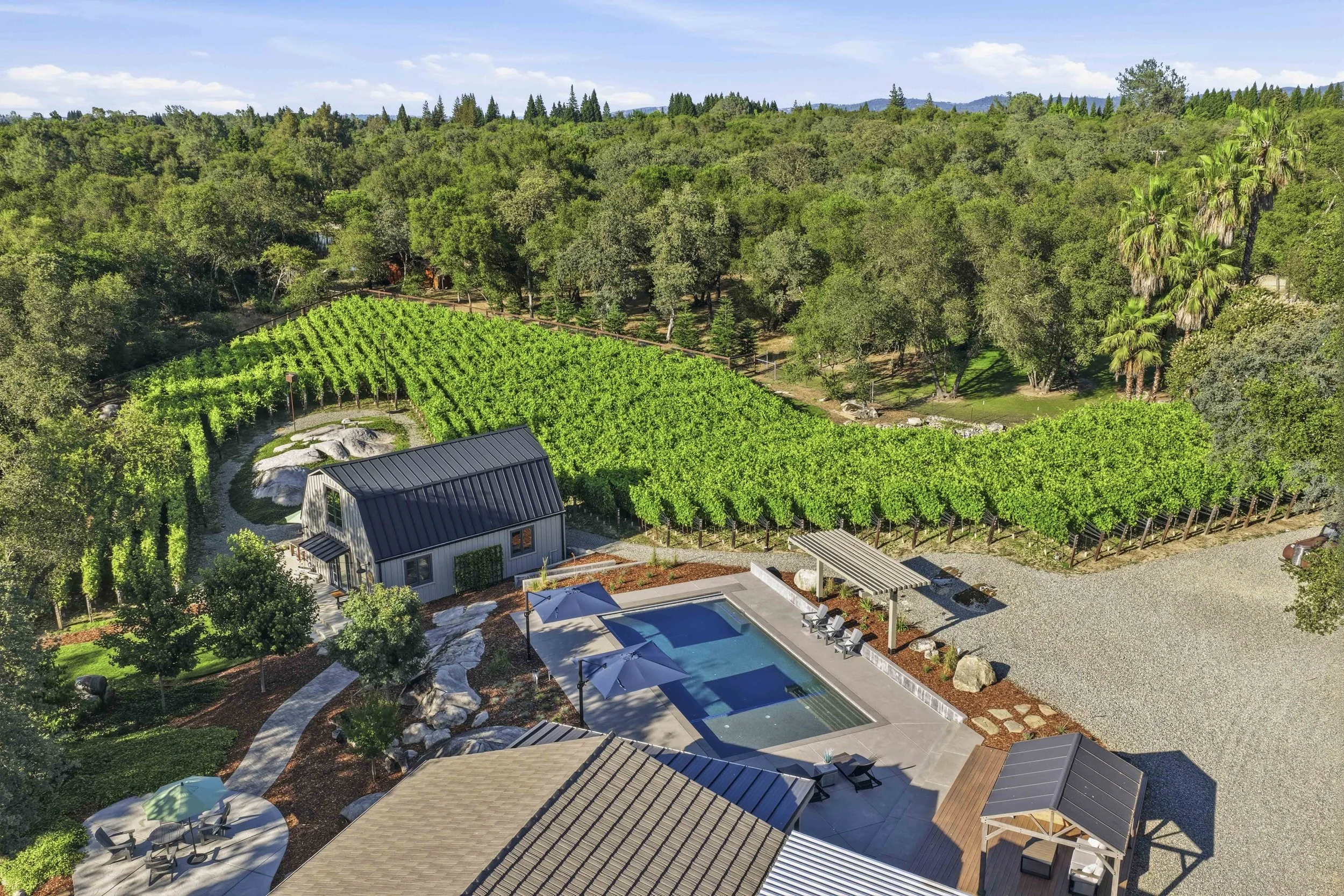 7905 Brook Ct 14.jpg
