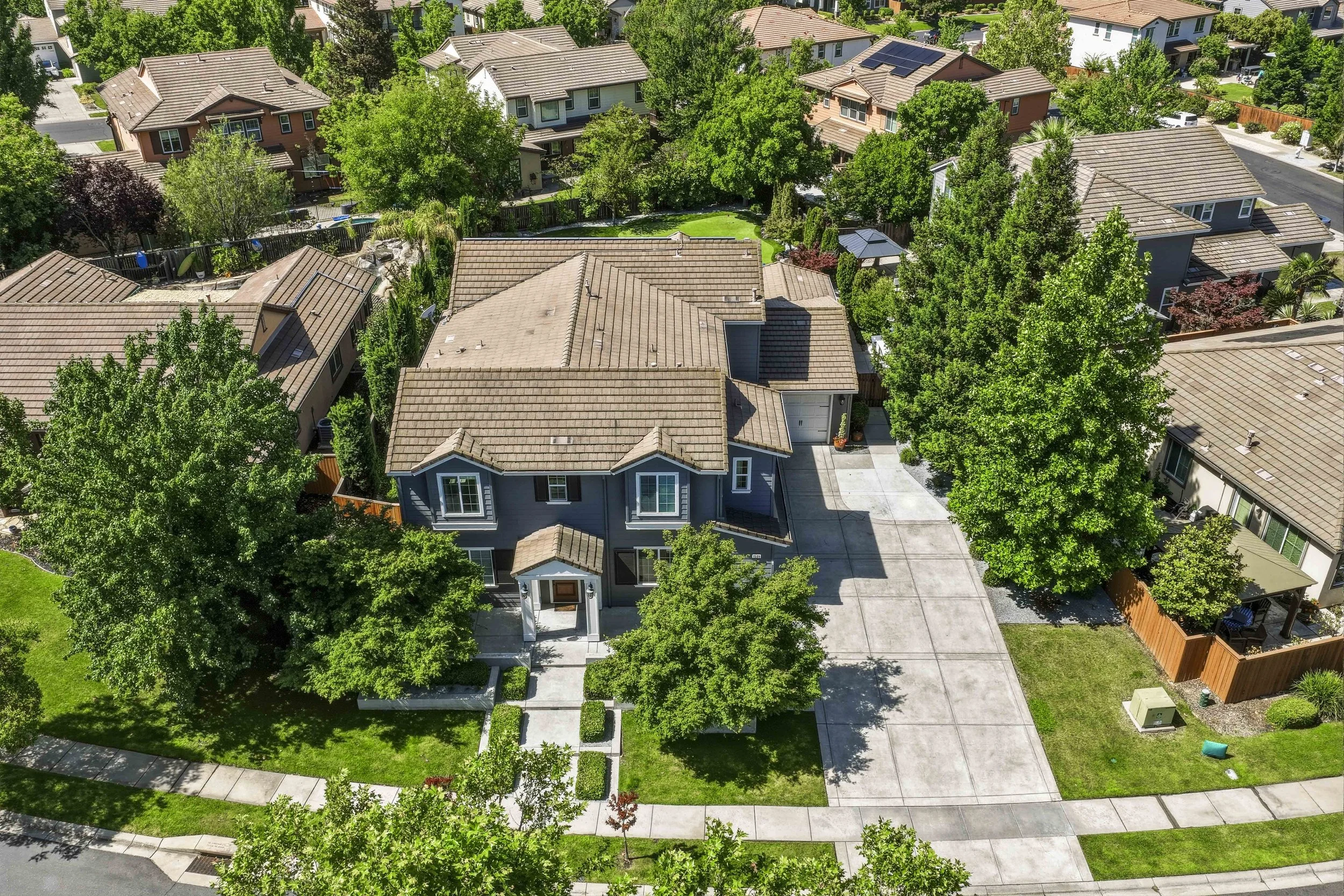 9525 Littoral St _1.jpg