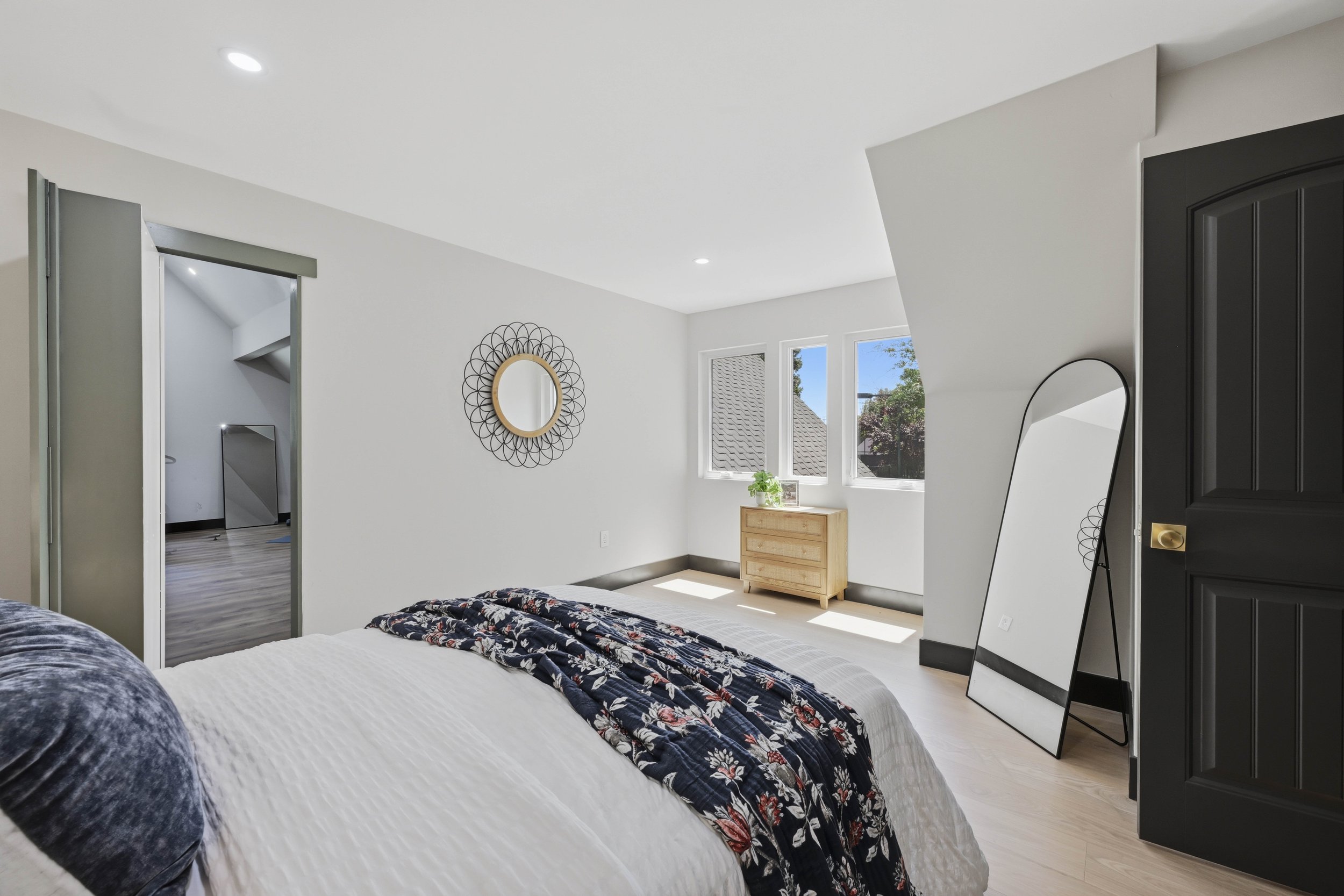 9815 Mira Del Rio Dr 108.jpg