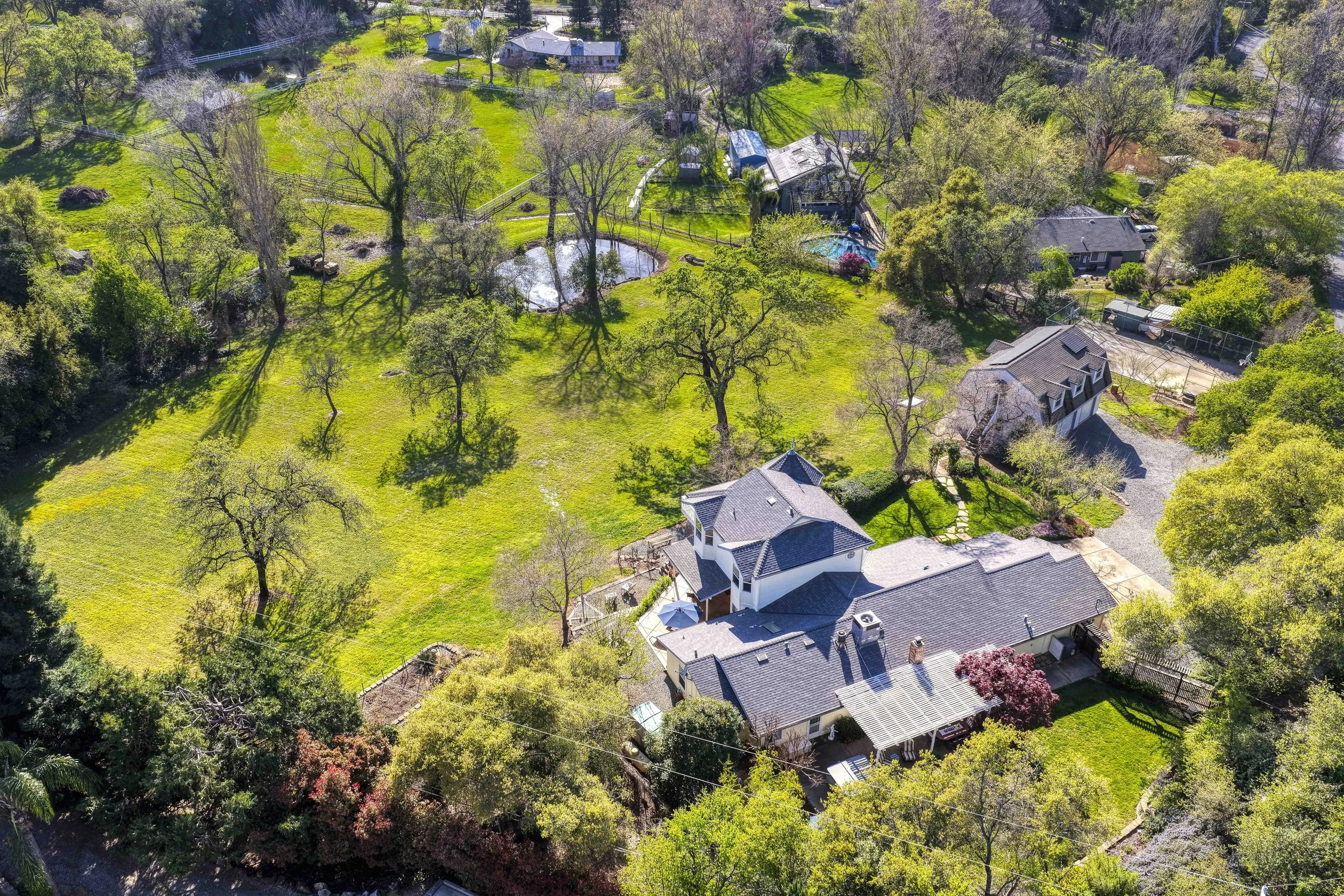 9240 Rock Springs Rd _22.jpg