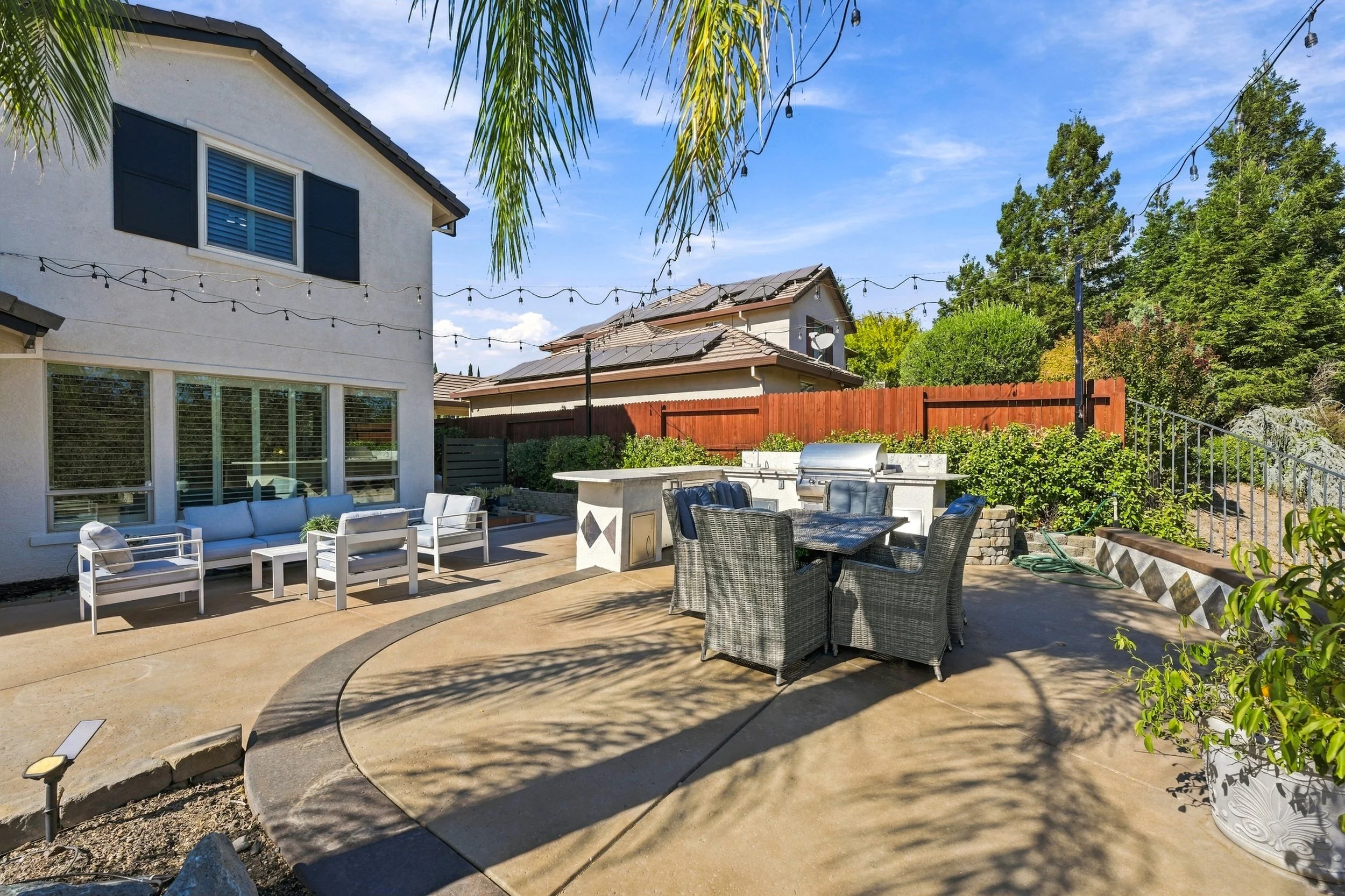 3391 Black Oak Dr 109.jpg