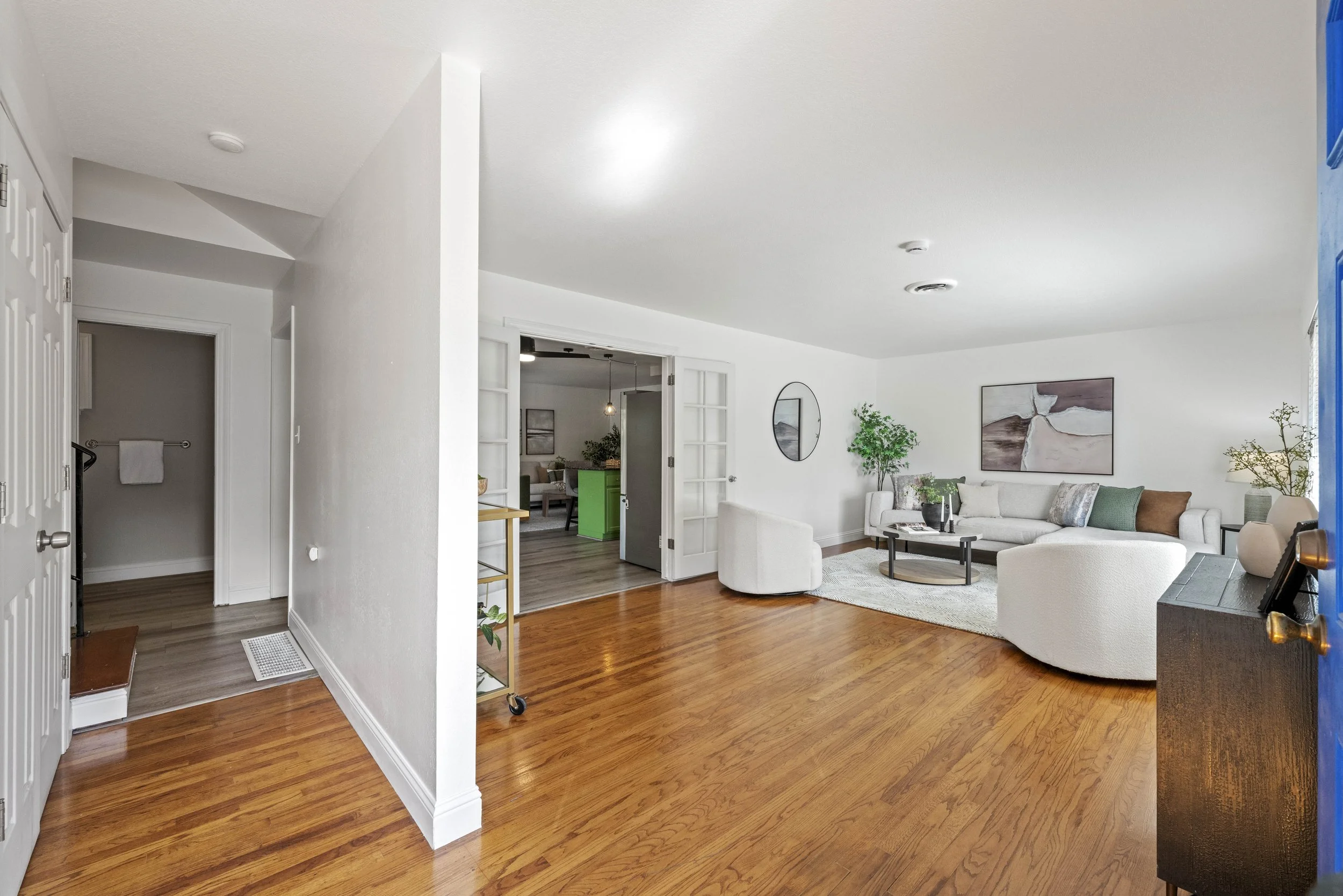 101 Brady Court - 9.jpg