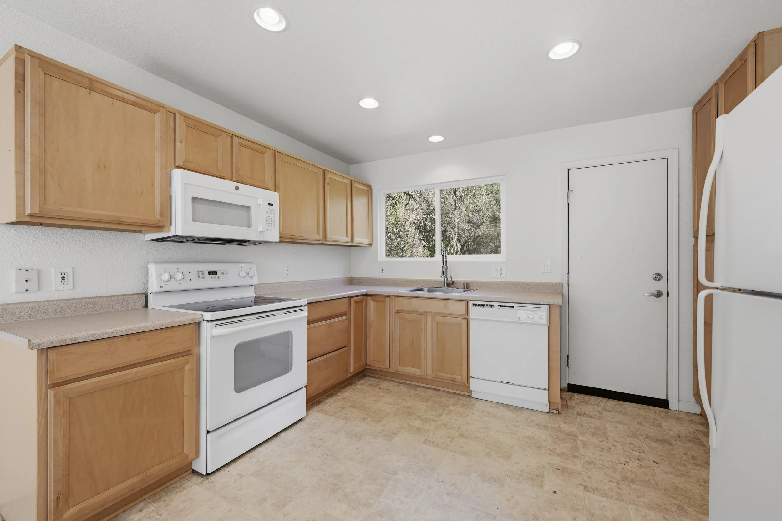 7585 Gold Dr 145.jpg