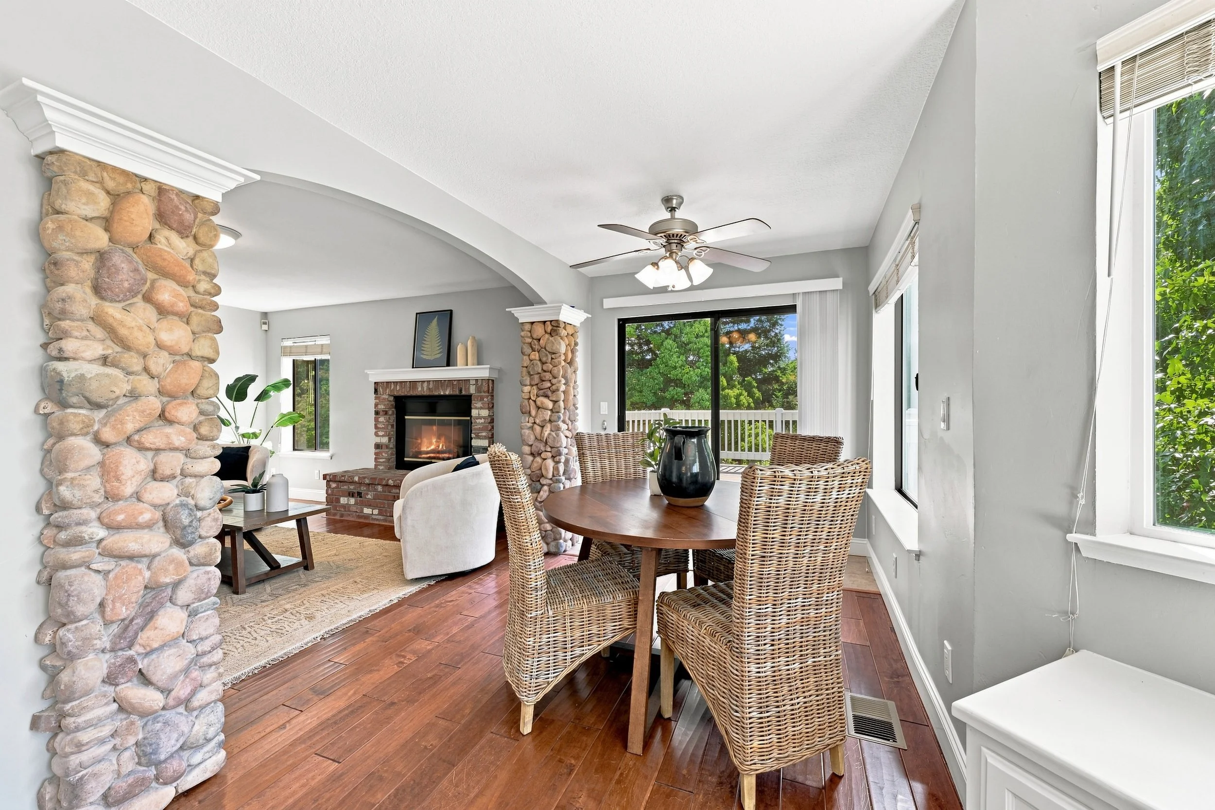 1610 Foxridge Cir 23.jpg