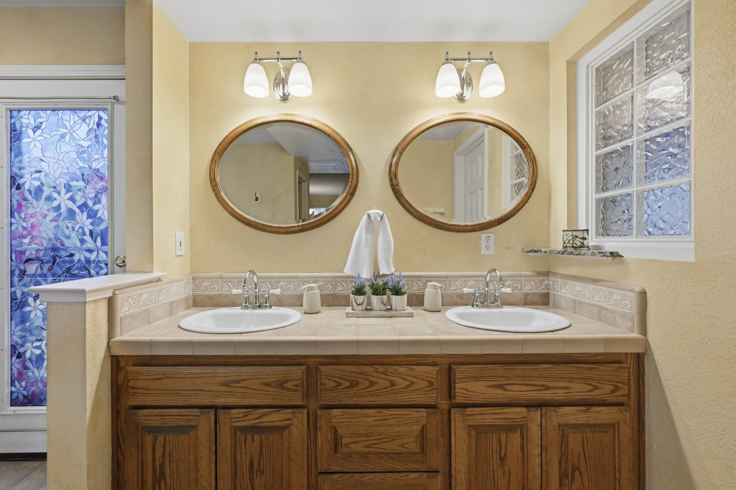 9240 Rock Springs Rd _130.jpg