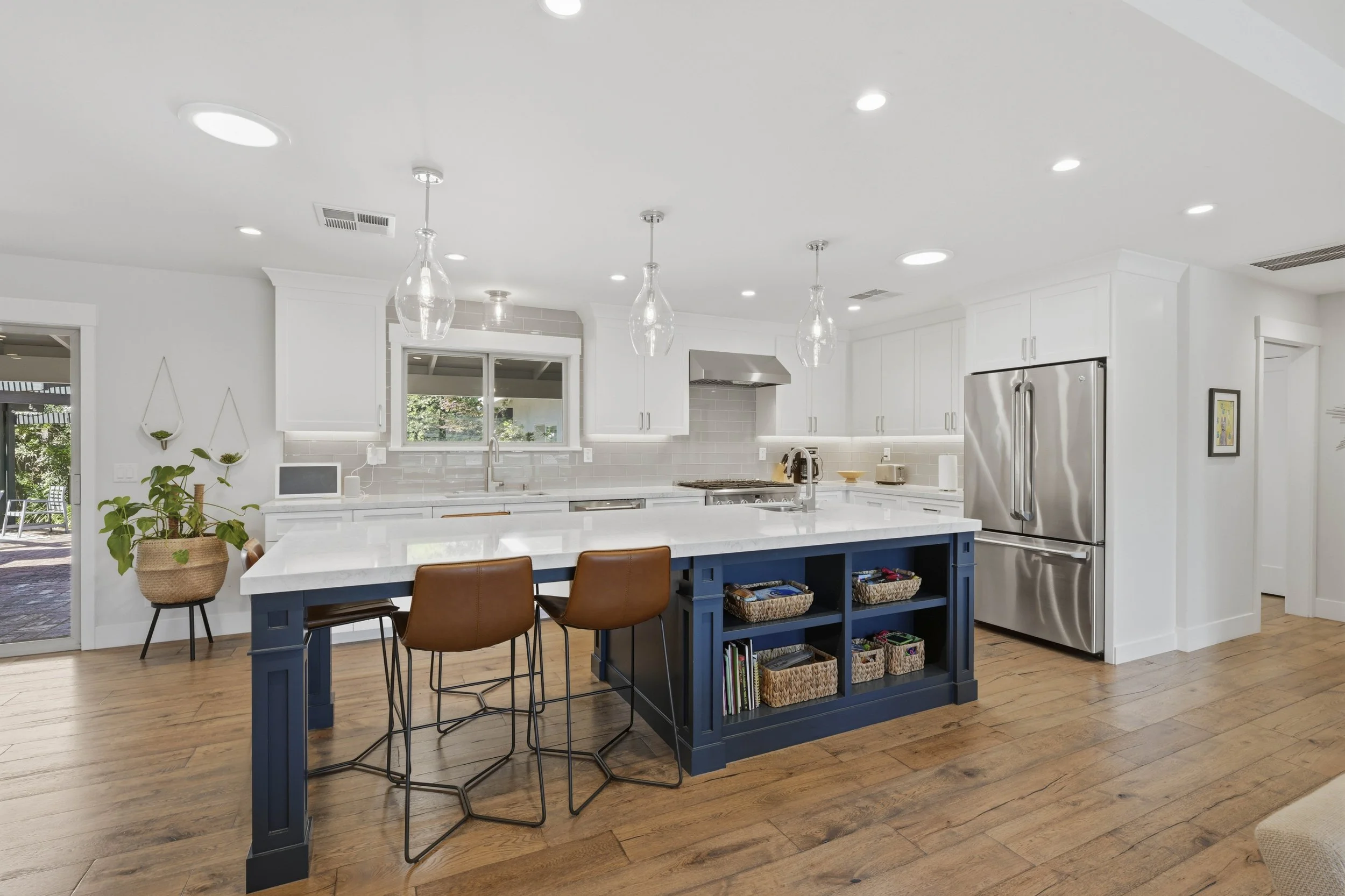 2929 Latham Dr _16.jpg