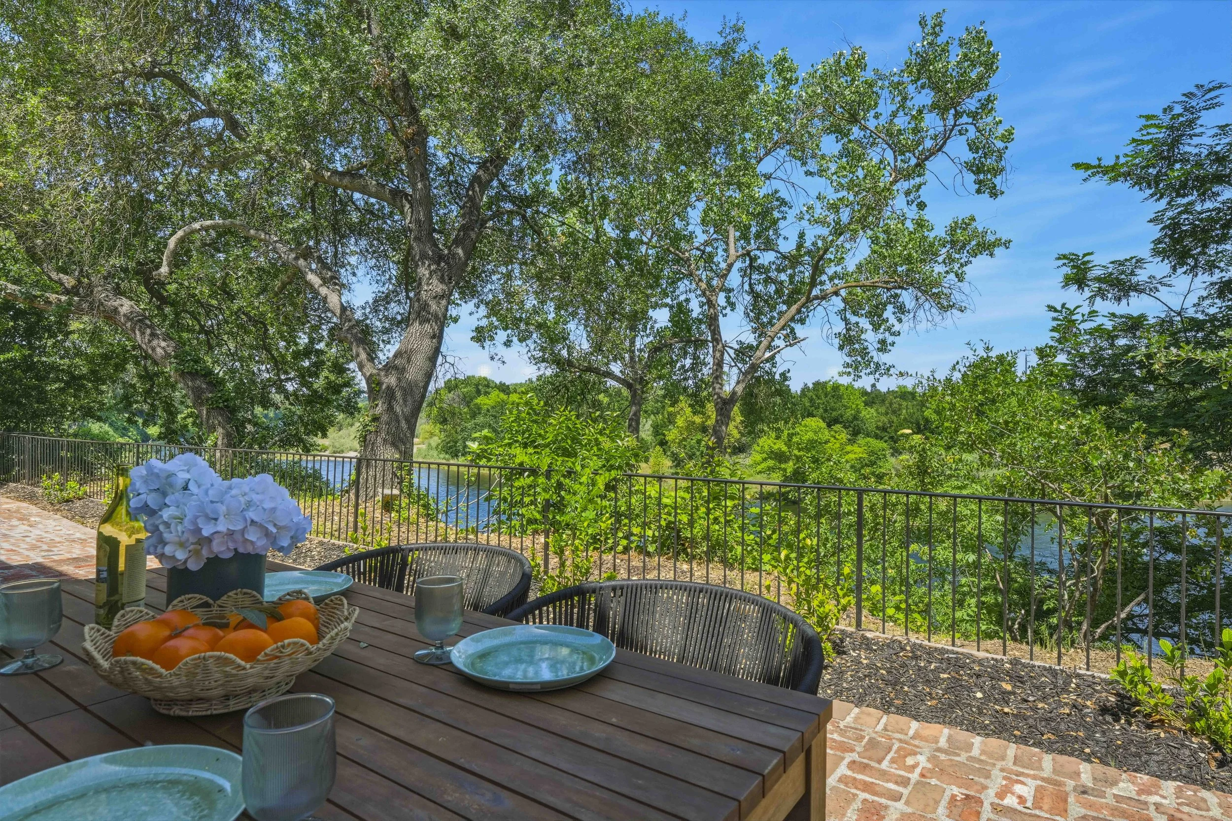 9815 Mira Del Rio Dr 35.jpg