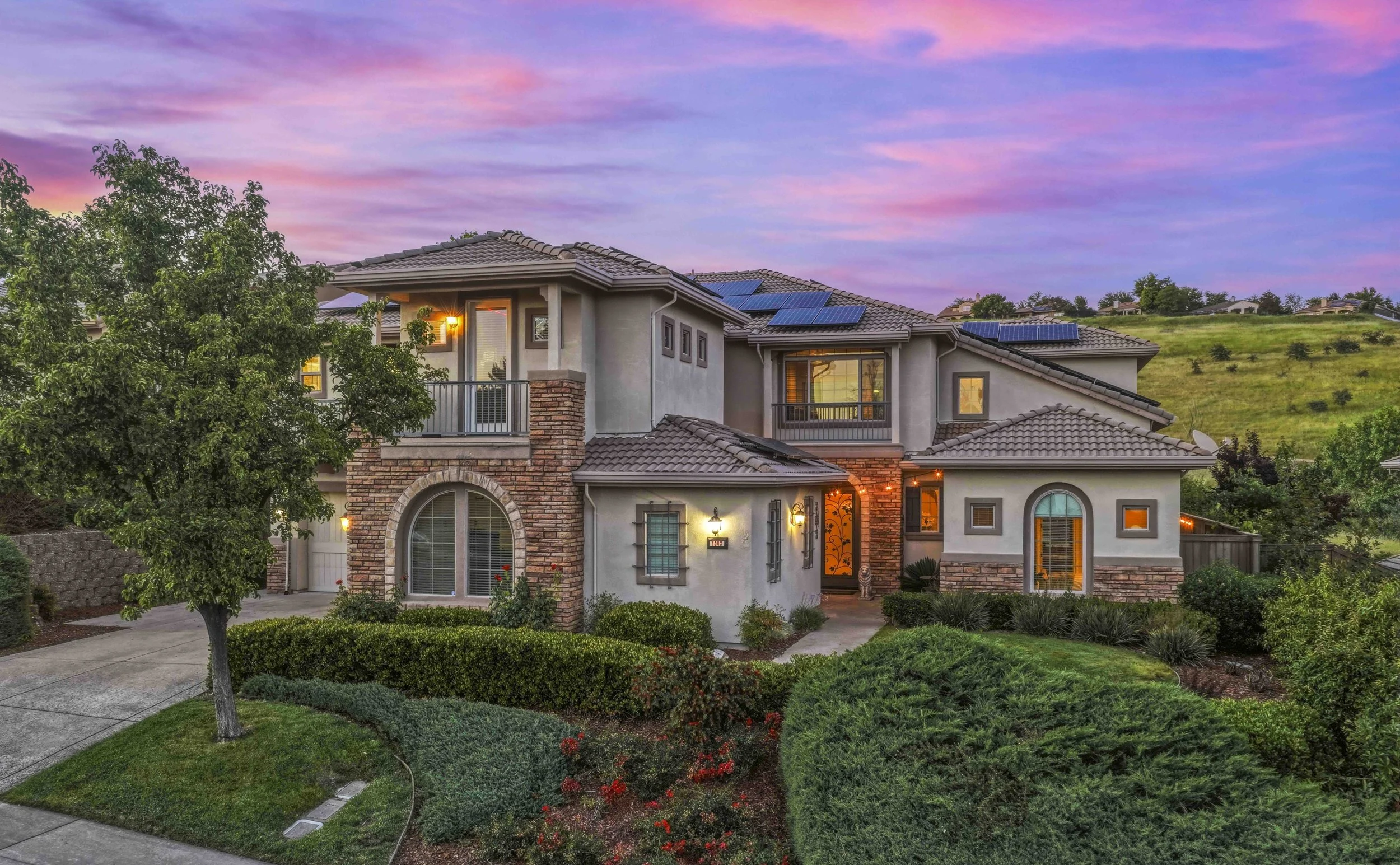 1343 Terracina Dr Twilight - 10.jpg