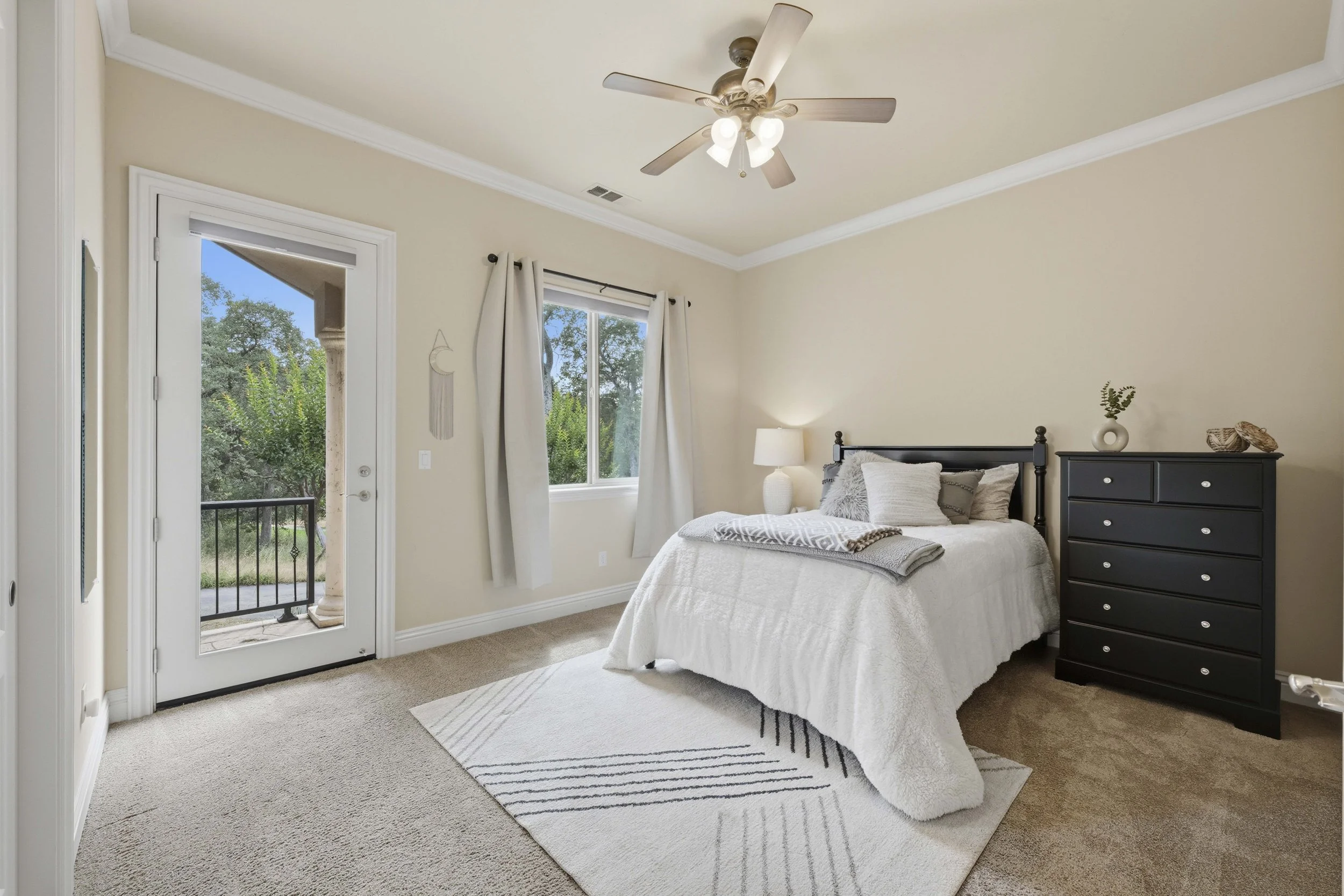 3702 Lindbrook Dr 43.jpg