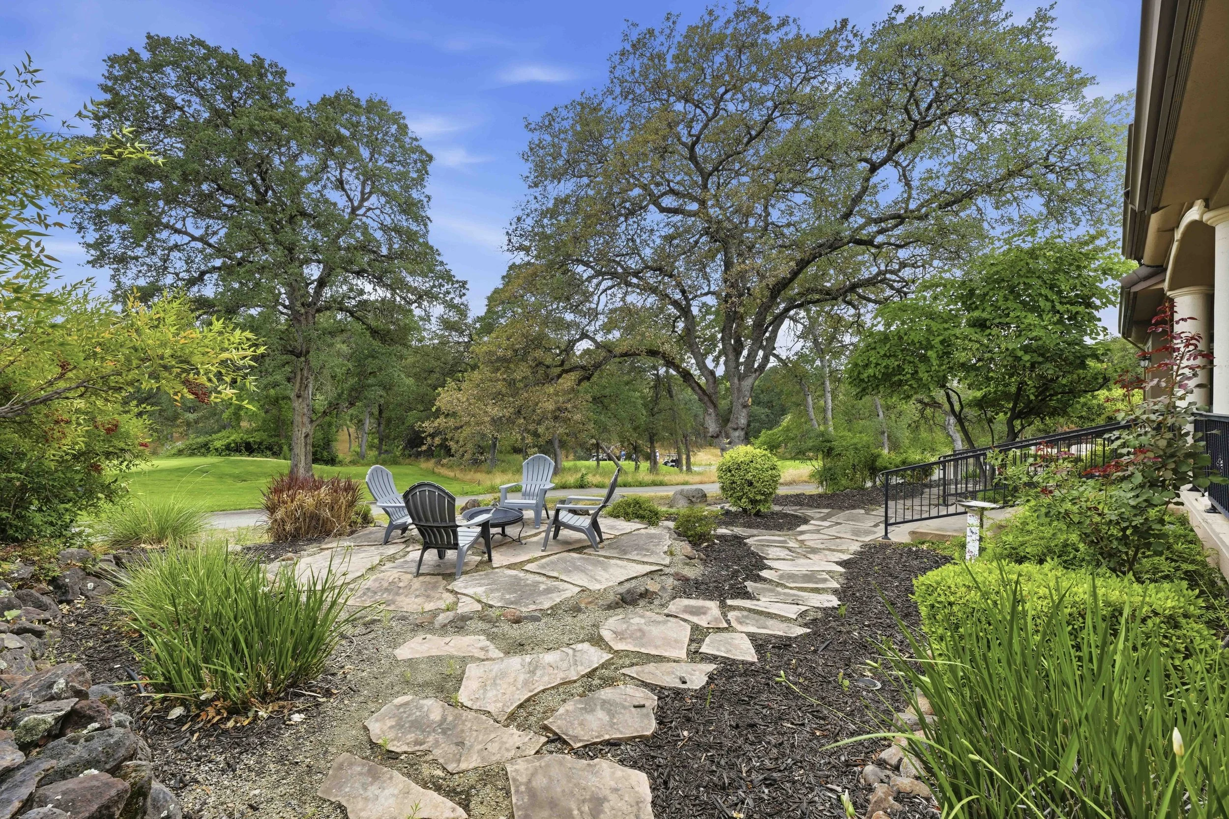 3702 Lindbrook Dr 63.jpg